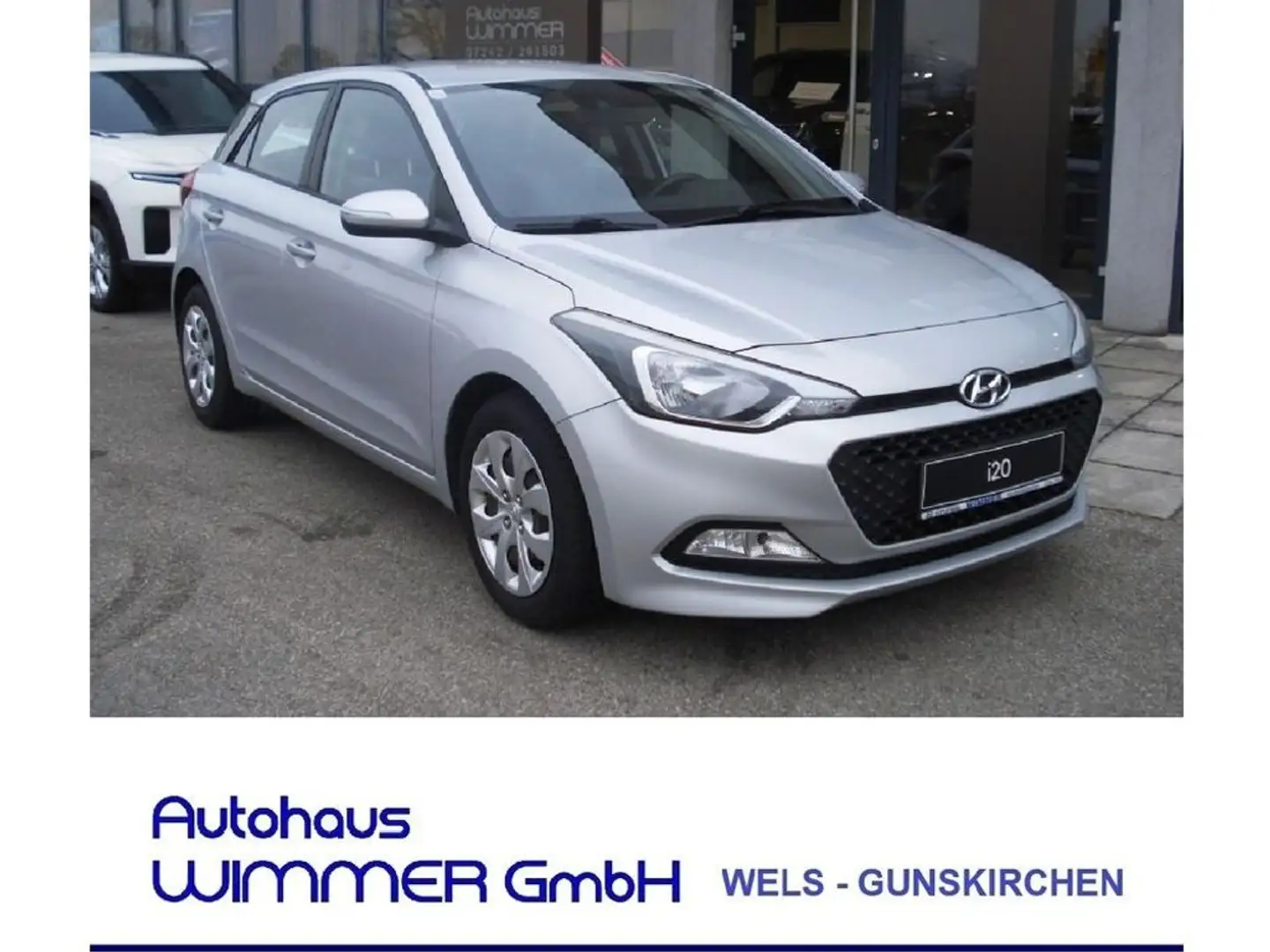 Hyundai i20 Limited Plus Silber - 1