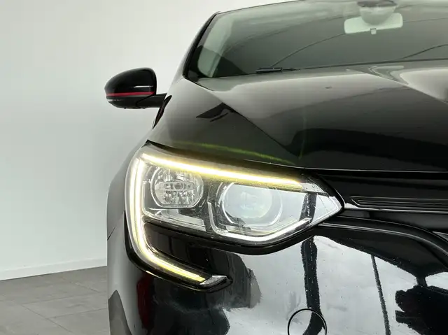 Renault Megane view 5