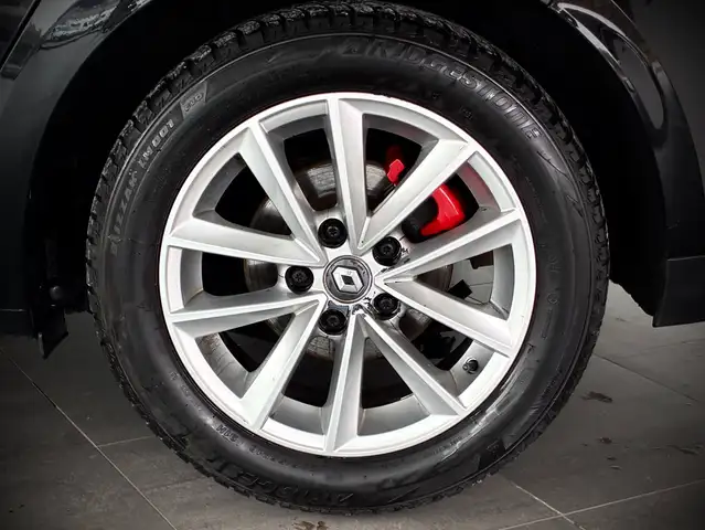 Renault Megane view 10