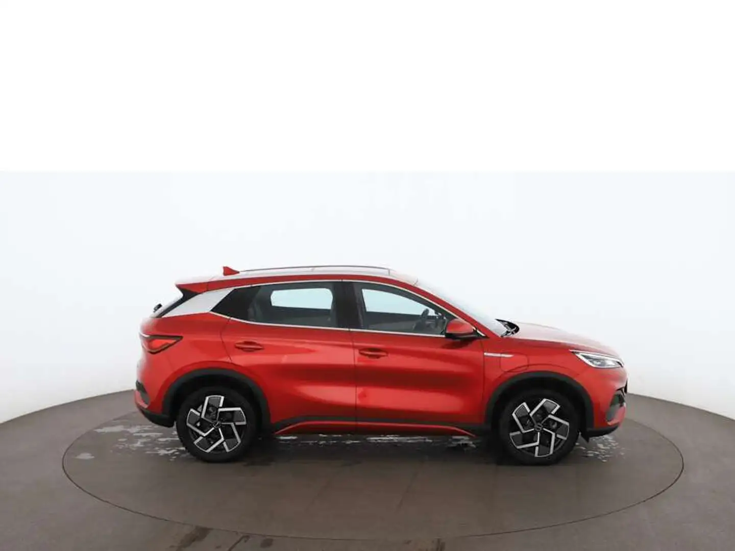 BYD Atto 3 EV 60.5kWh Comfort Aut LED 360-CAM SKY NAV Piros - 2