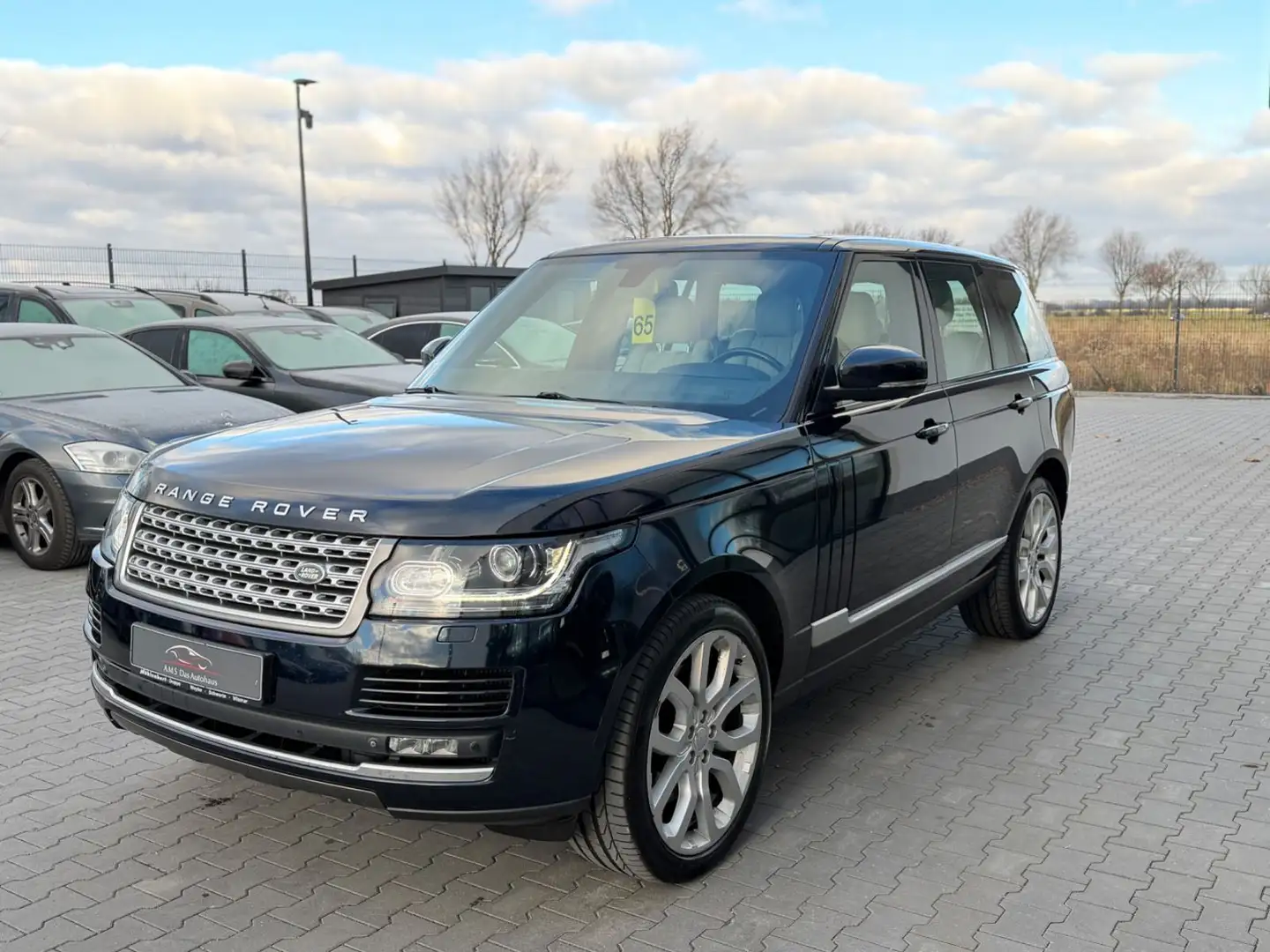 Land Rover Range Rover Vogue 4.4 SDI Autom. Leder. Navi Schwarz - 2