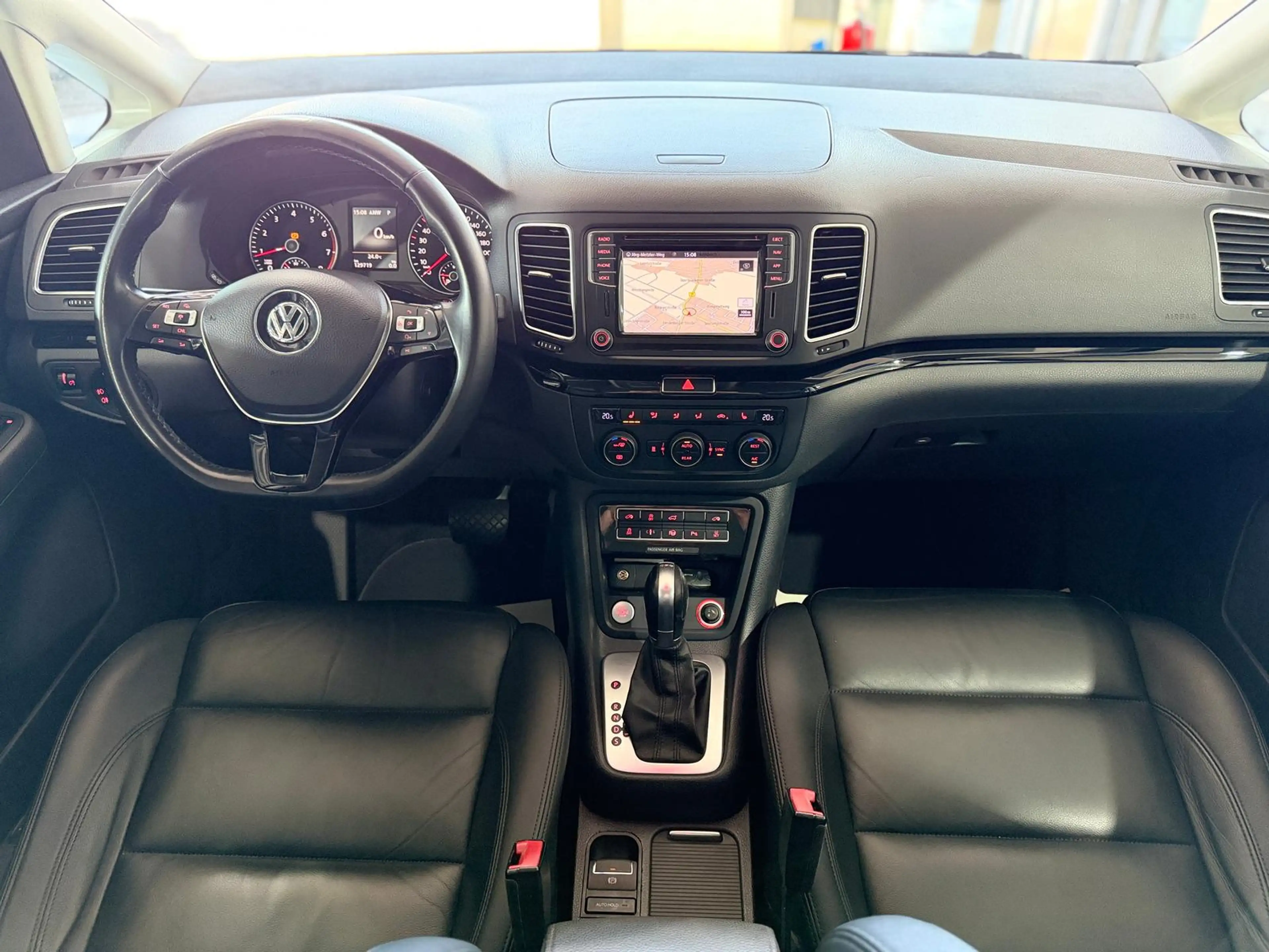 Volkswagen Sharan Highline 2.0TSI DSG 7-Sitzer XEN KAM HIFI — photo 16
