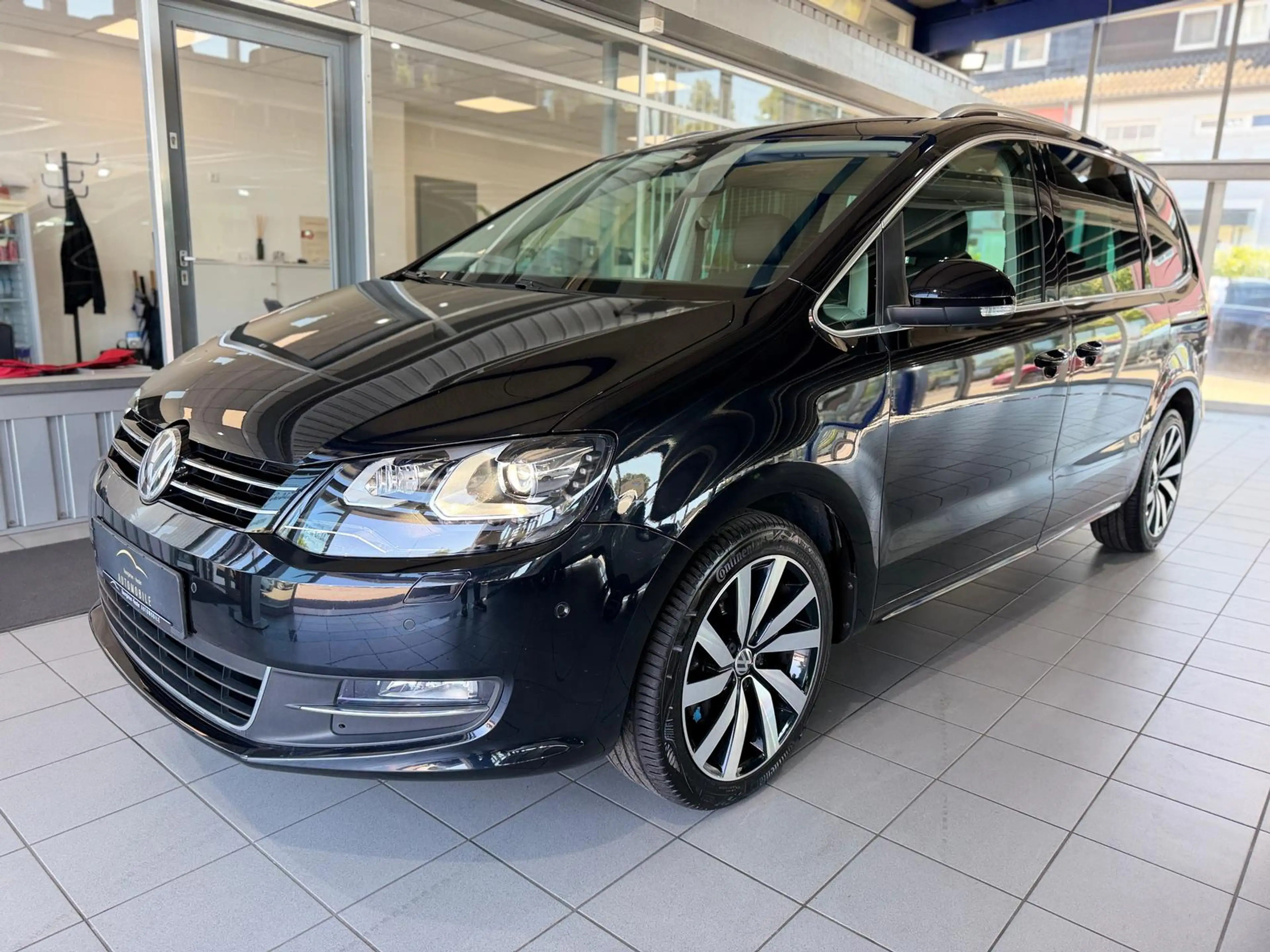 Volkswagen Sharan Highline 2.0TSI DSG 7-Sitzer XEN KAM HIFI — photo 5