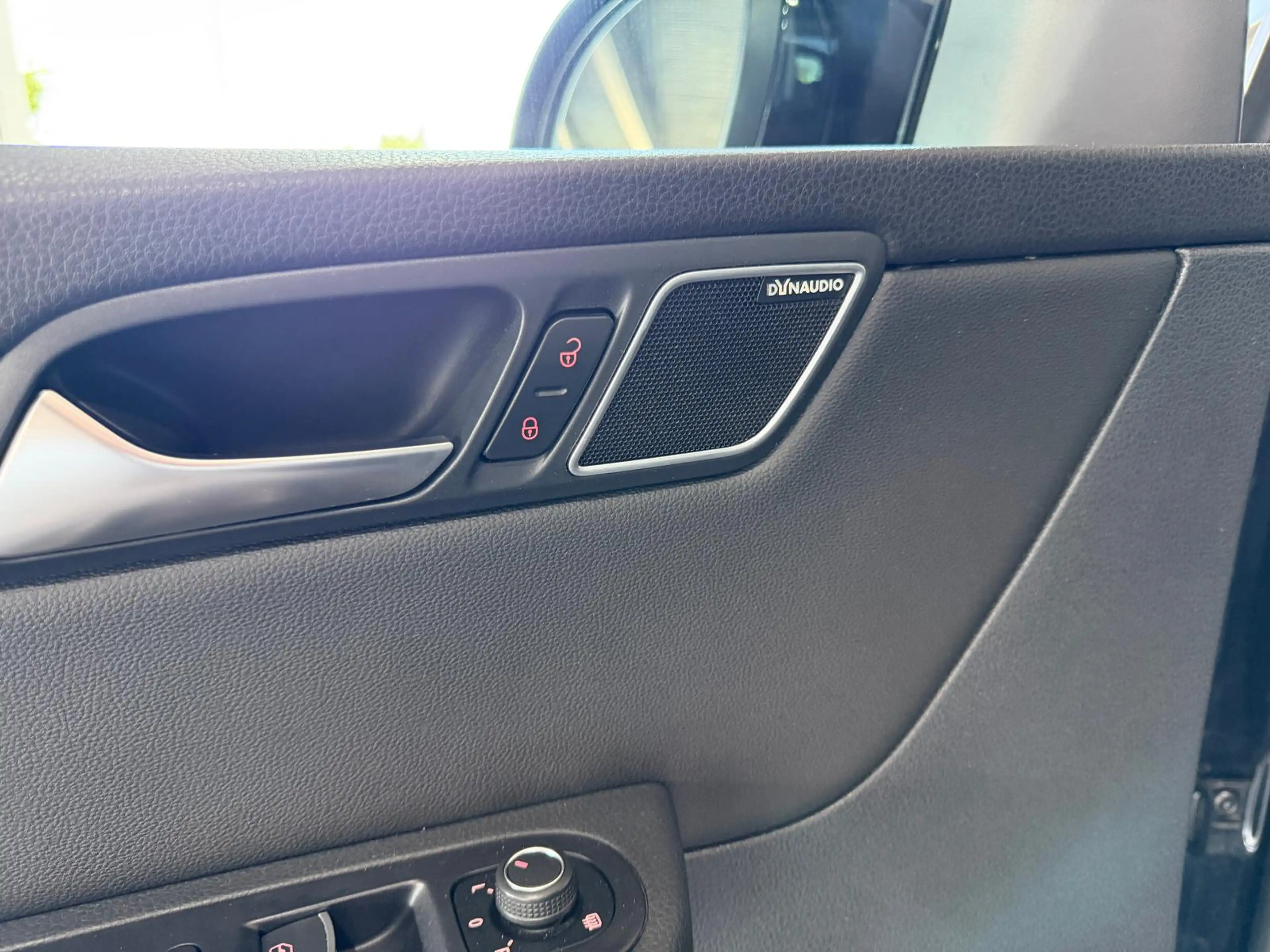Volkswagen Sharan Highline 2.0TSI DSG 7-Sitzer XEN KAM HIFI — photo 15