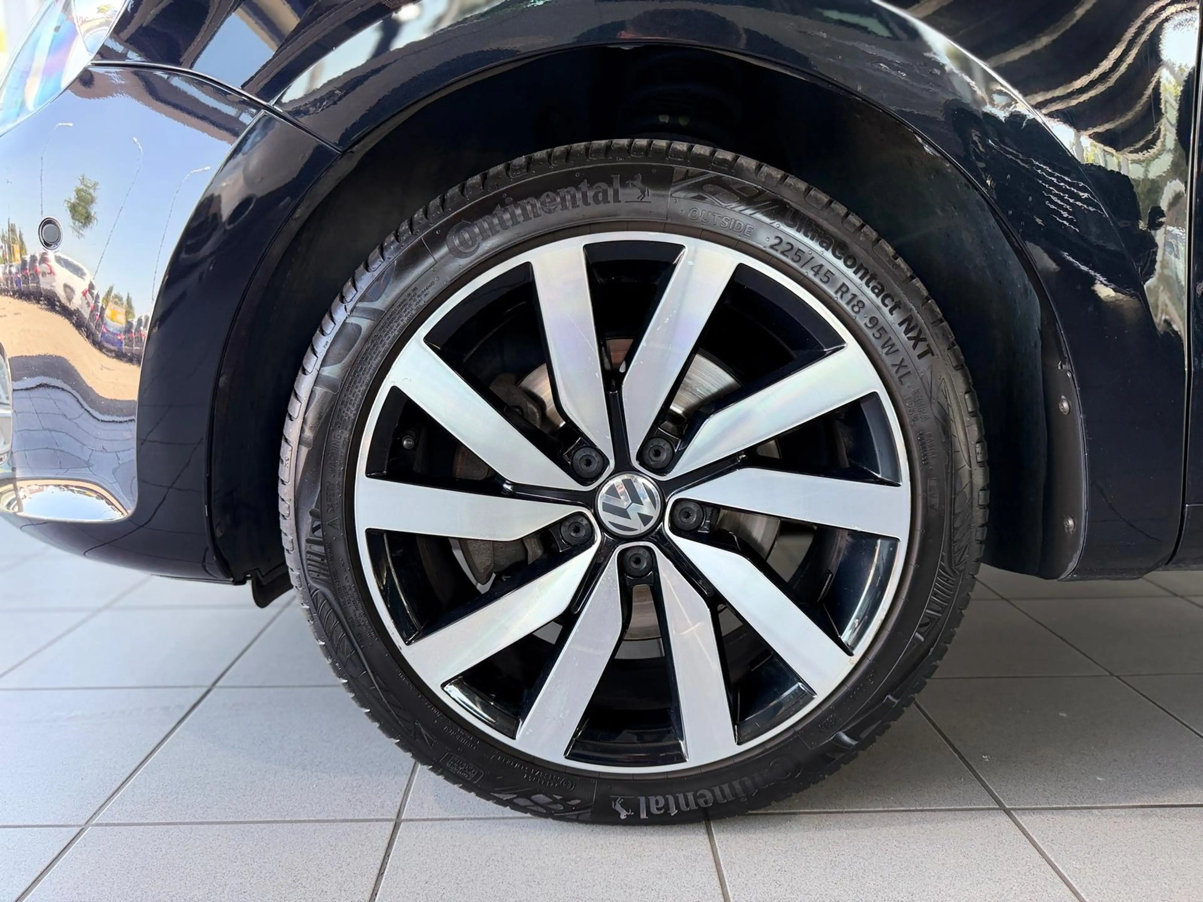 Volkswagen Sharan Highline 2.0TSI DSG 7-Sitzer XEN KAM HIFI — photo 11