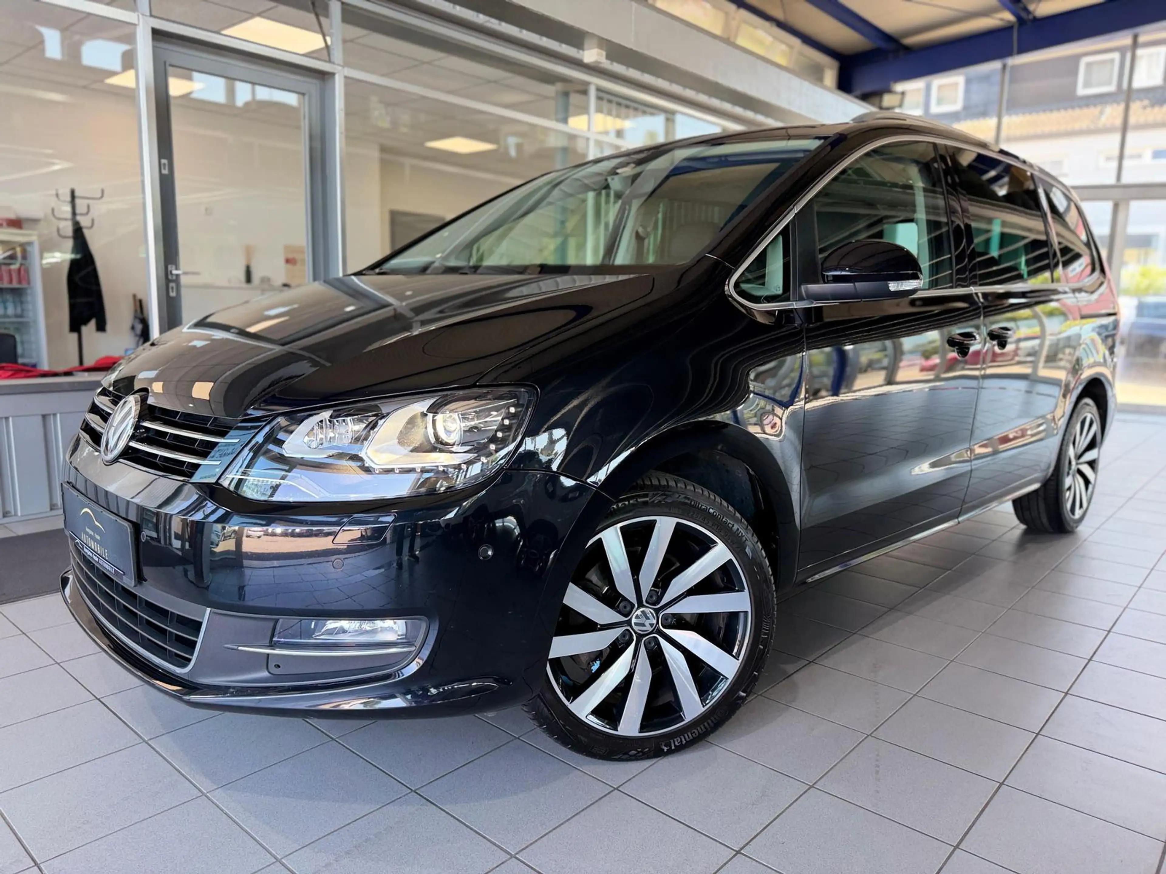 Volkswagen Sharan Highline 2.0TSI DSG 7-Sitzer XEN KAM HIFI — photo 2