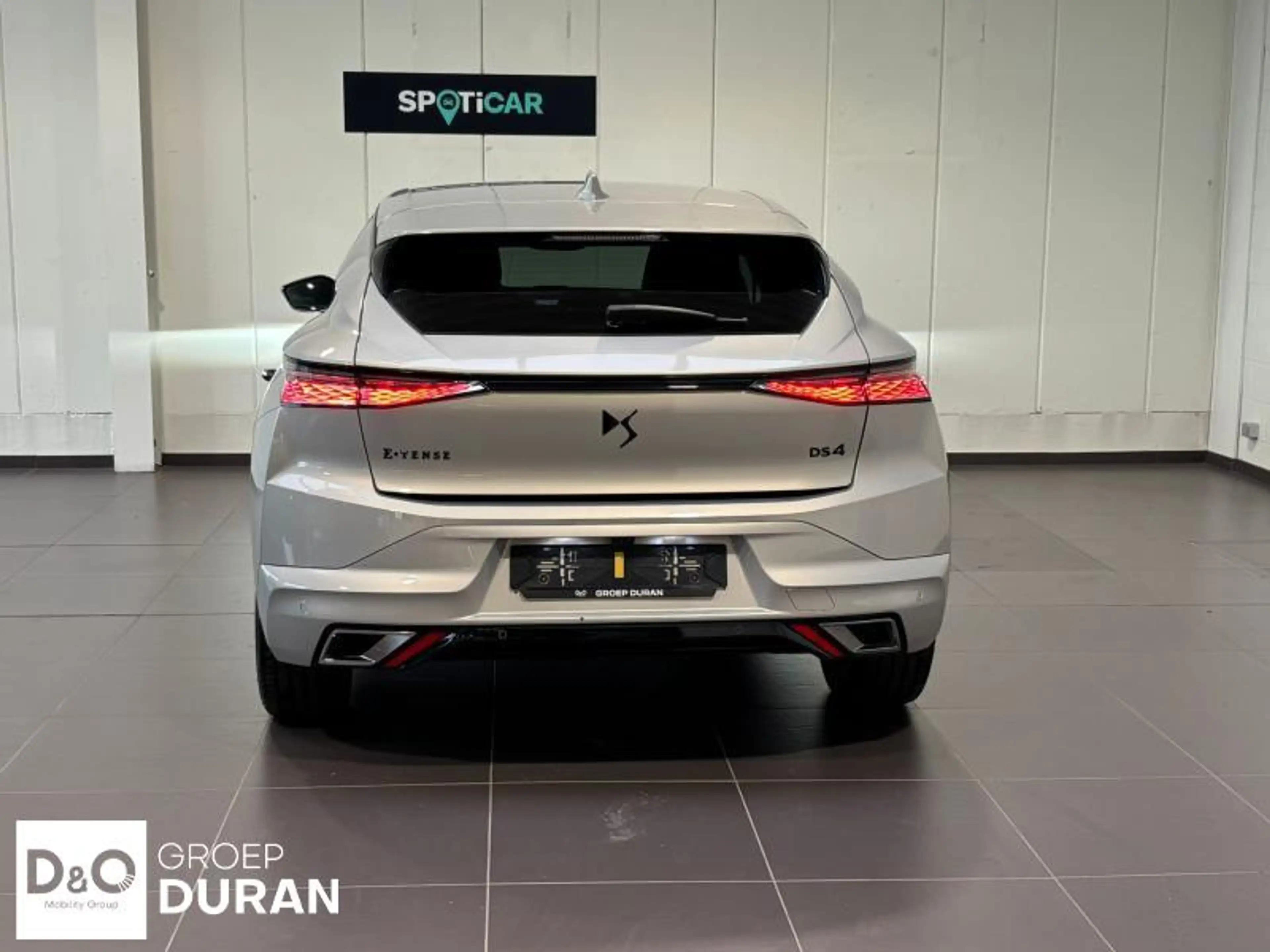 DS Automobiles DS 4 Crossback Performance Line + E-TENSE — photo 5