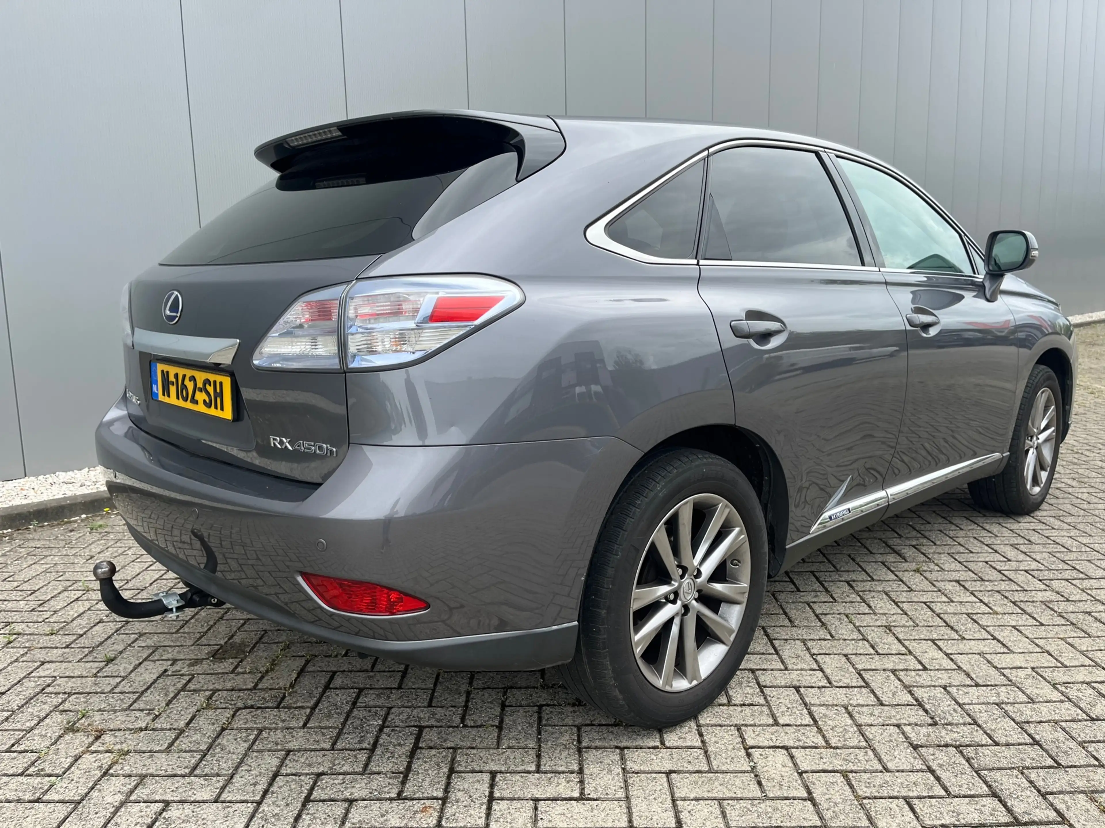 Lexus RX 450h 4WD Tech — photo 11