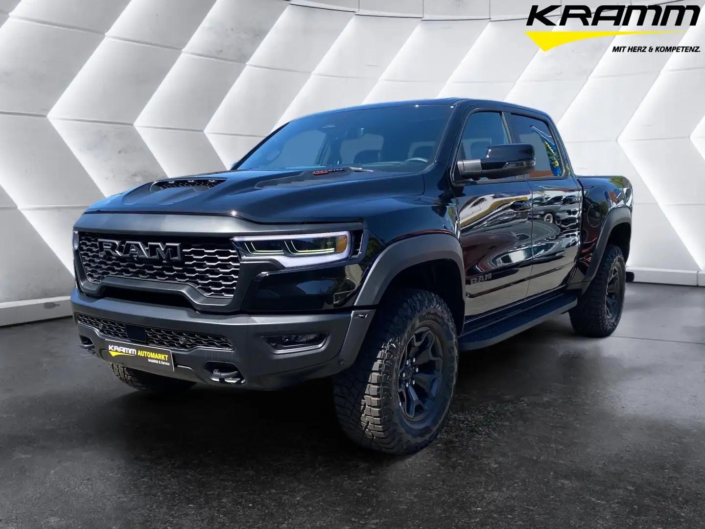 Dodge RAM 1500 Crew Cab RHO 2025 3.0 L6 LED Negro - 1