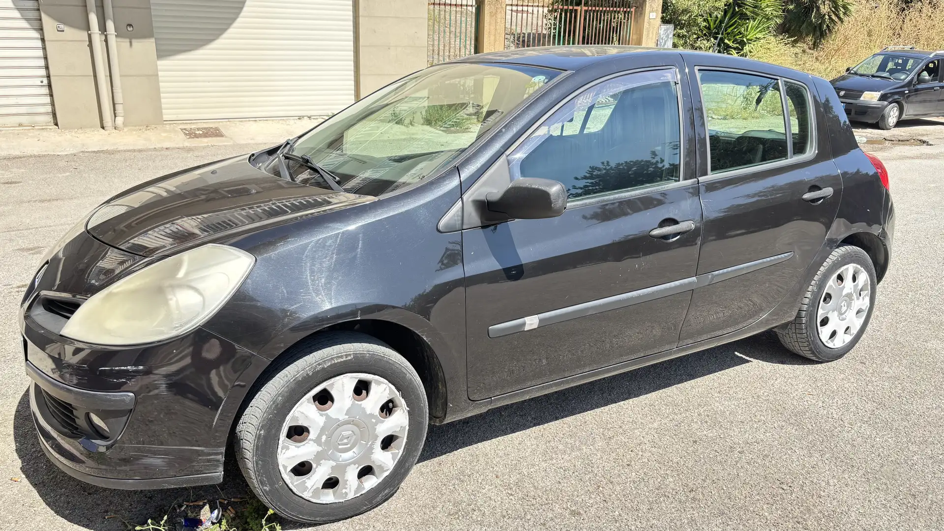 Renault Clio 5p 1.5 dci Confort - 1