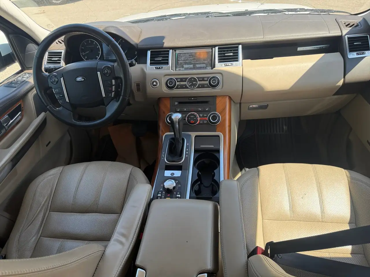 Land Rover Range Rover Sport photo Land Rover Range Rover Sport