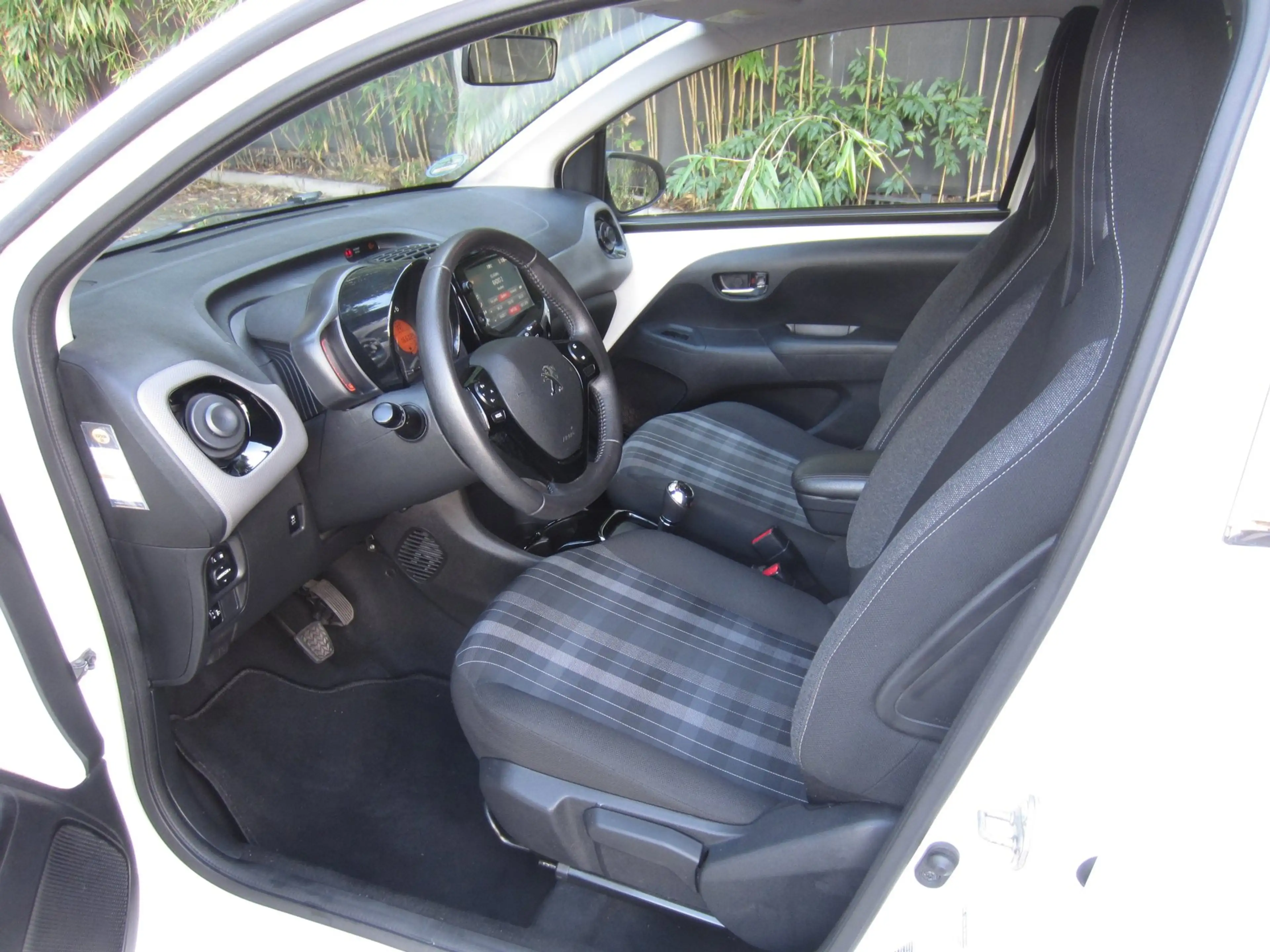 Peugeot 108 1.0 e-VTi Allure 2018 Automaat Airco Led NAP! APK! — photo 12