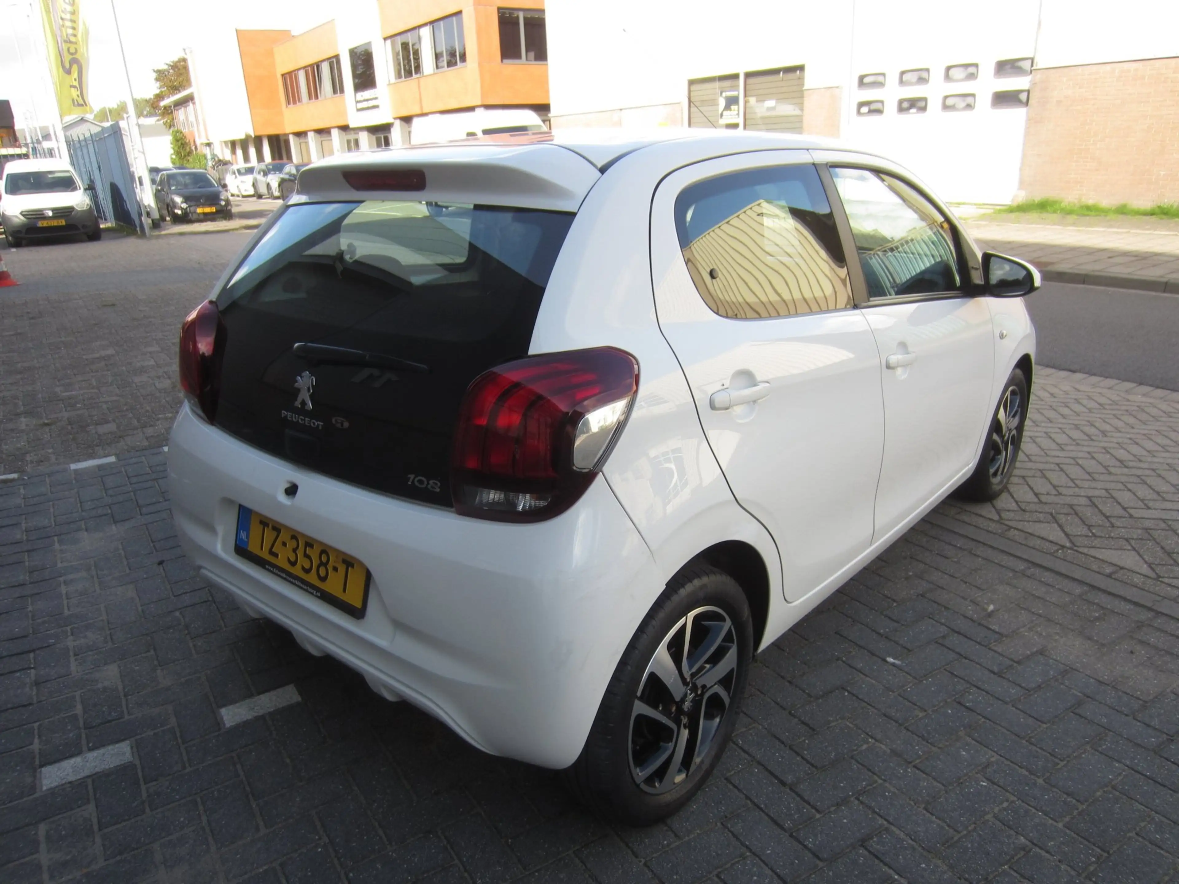 Peugeot 108 1.0 e-VTi Allure 2018 Automaat Airco Led NAP! APK! — photo 6