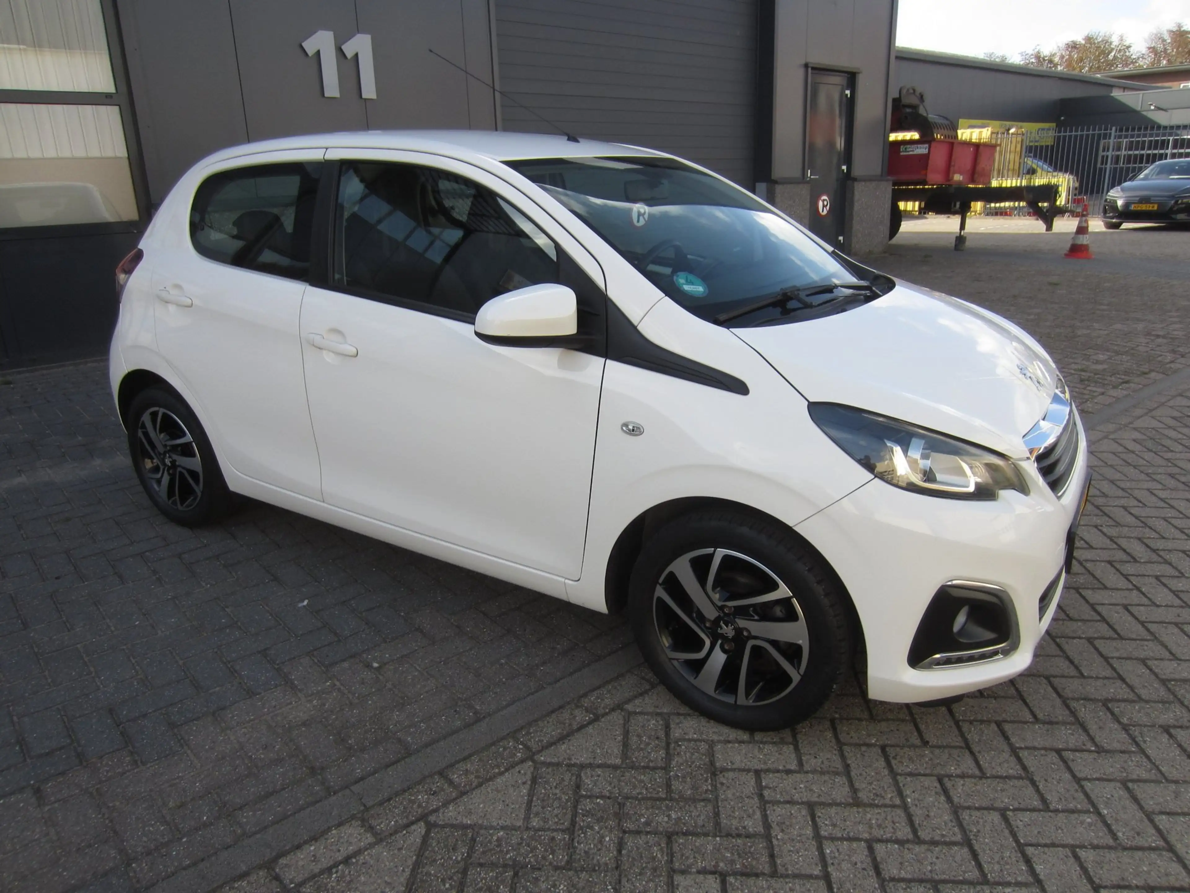Peugeot 108 1.0 e-VTi Allure 2018 Automaat Airco Led NAP! APK! — photo 9