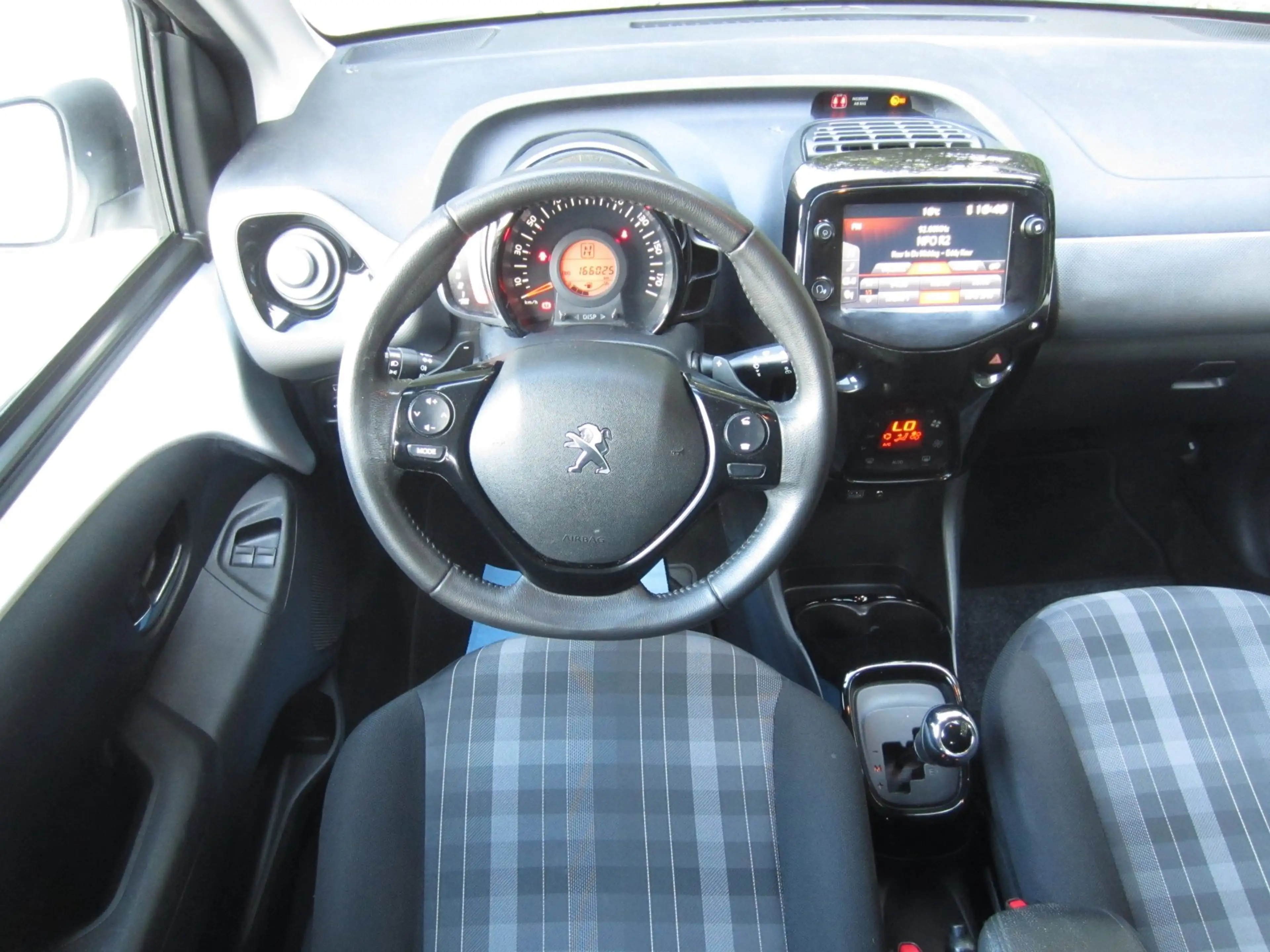 Peugeot 108 1.0 e-VTi Allure 2018 Automaat Airco Led NAP! APK! — photo 2