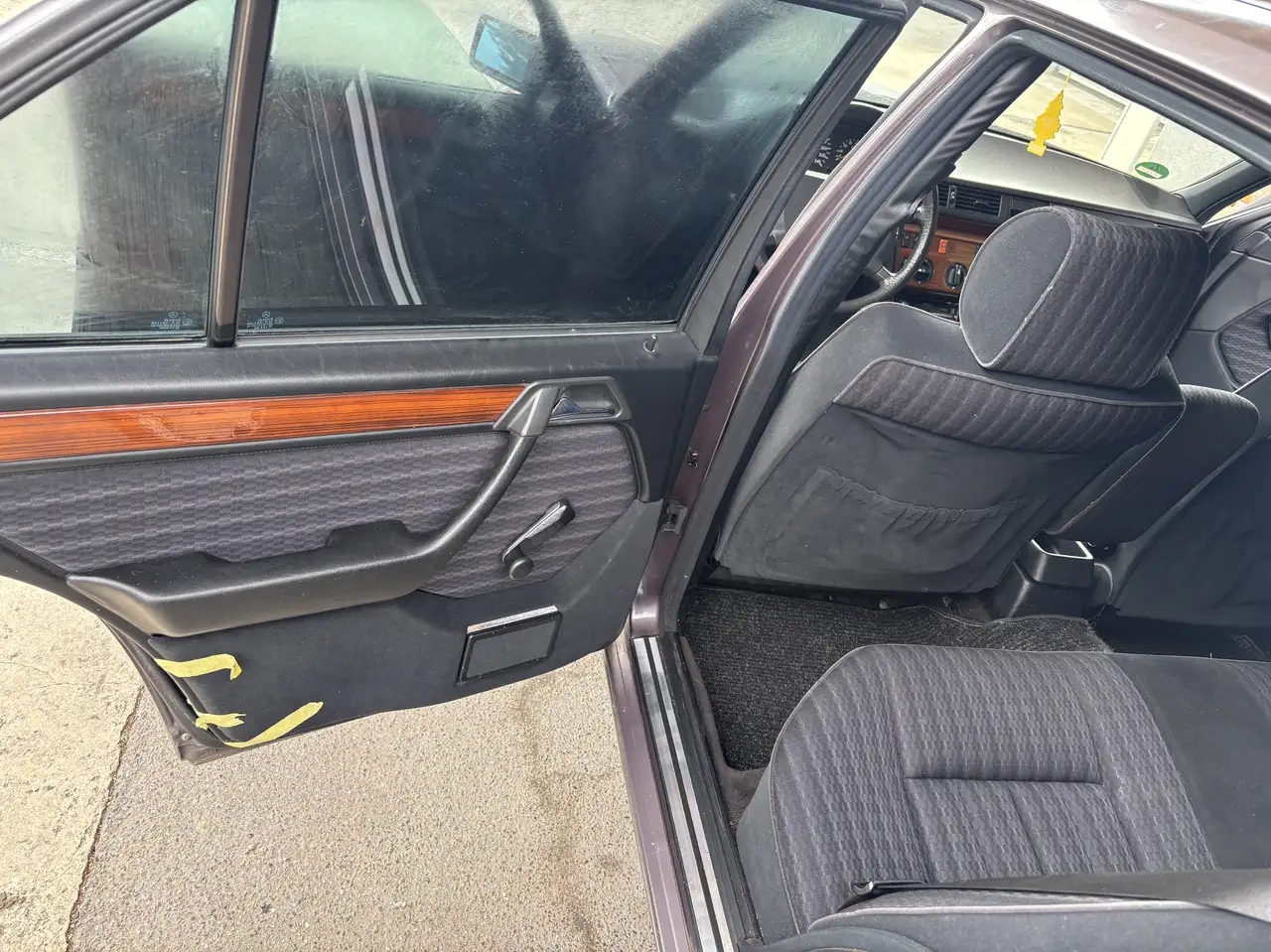 Mercedes-Benz E 260 4Matic, foto 4