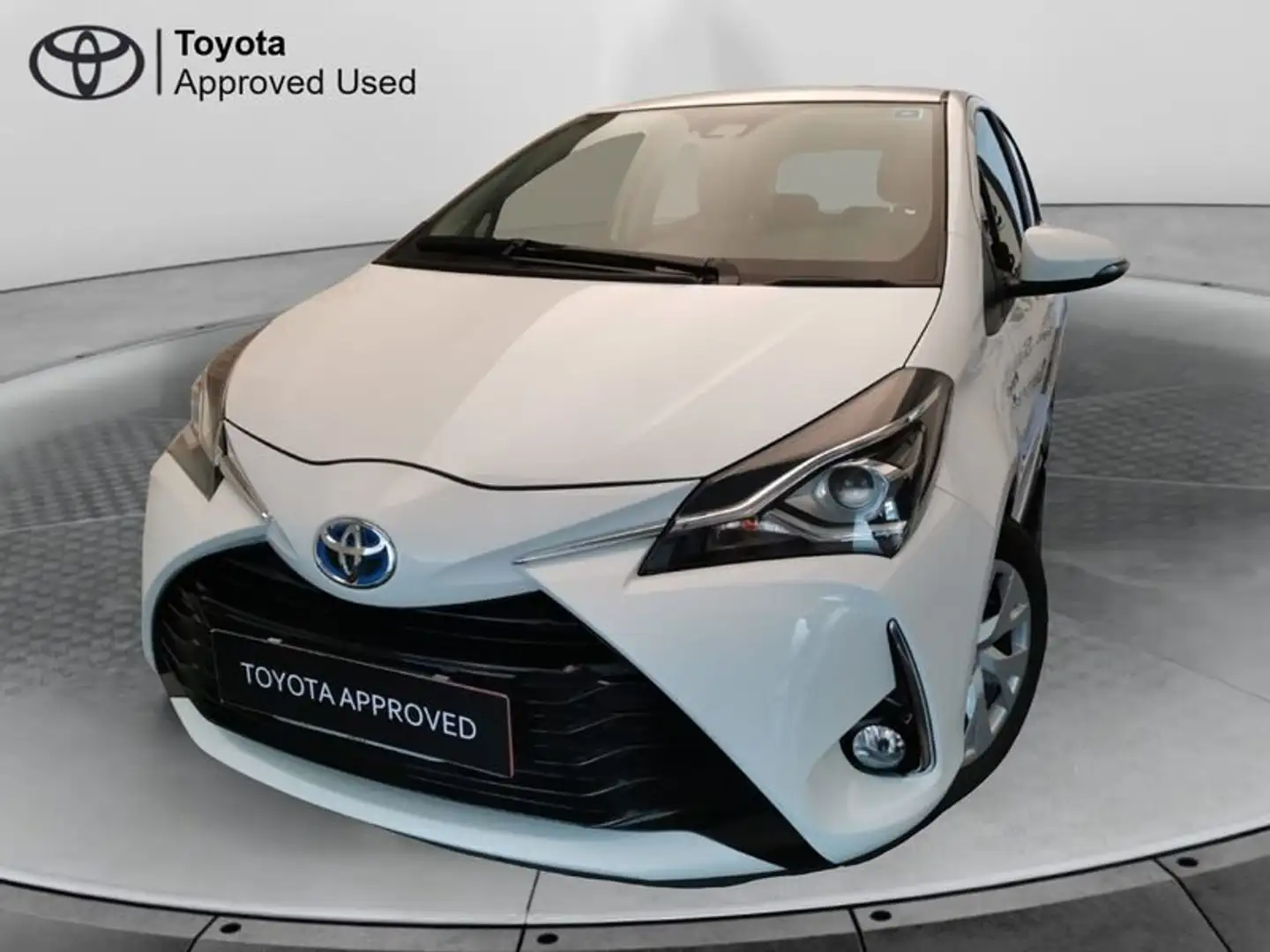 Toyota Yaris 1.5 Hybrid 5 porte Active Wit - 1