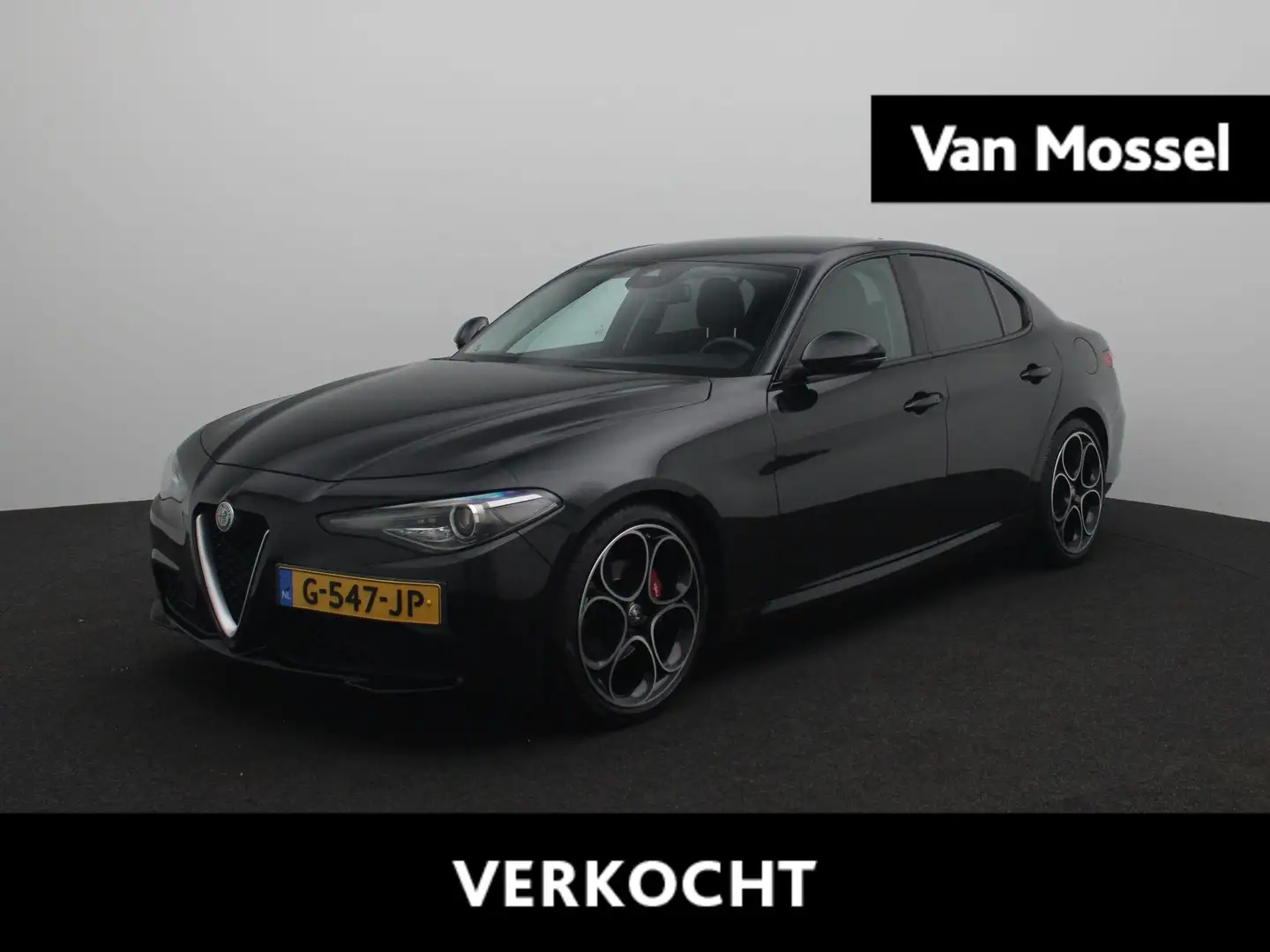 Alfa Romeo Giulia 2.0T Aut. Super | Lederen bekleding | 19'' LM Velg Zwart - 1