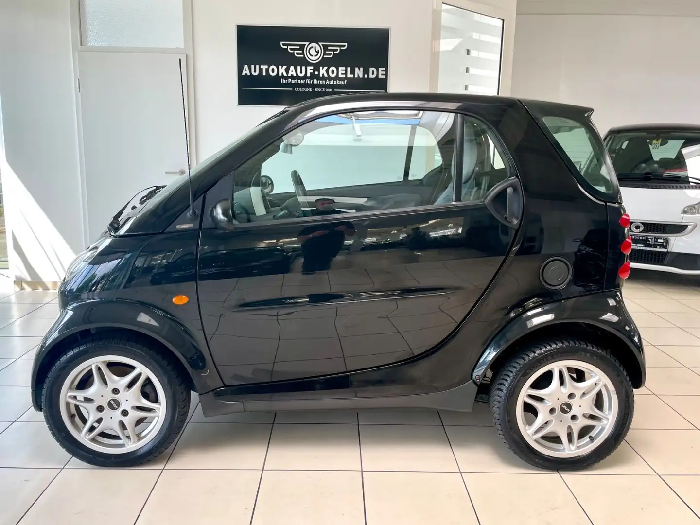 smart forTwo coupe pure/AT-Motor/Klima/Tüv Neu Nero - 1