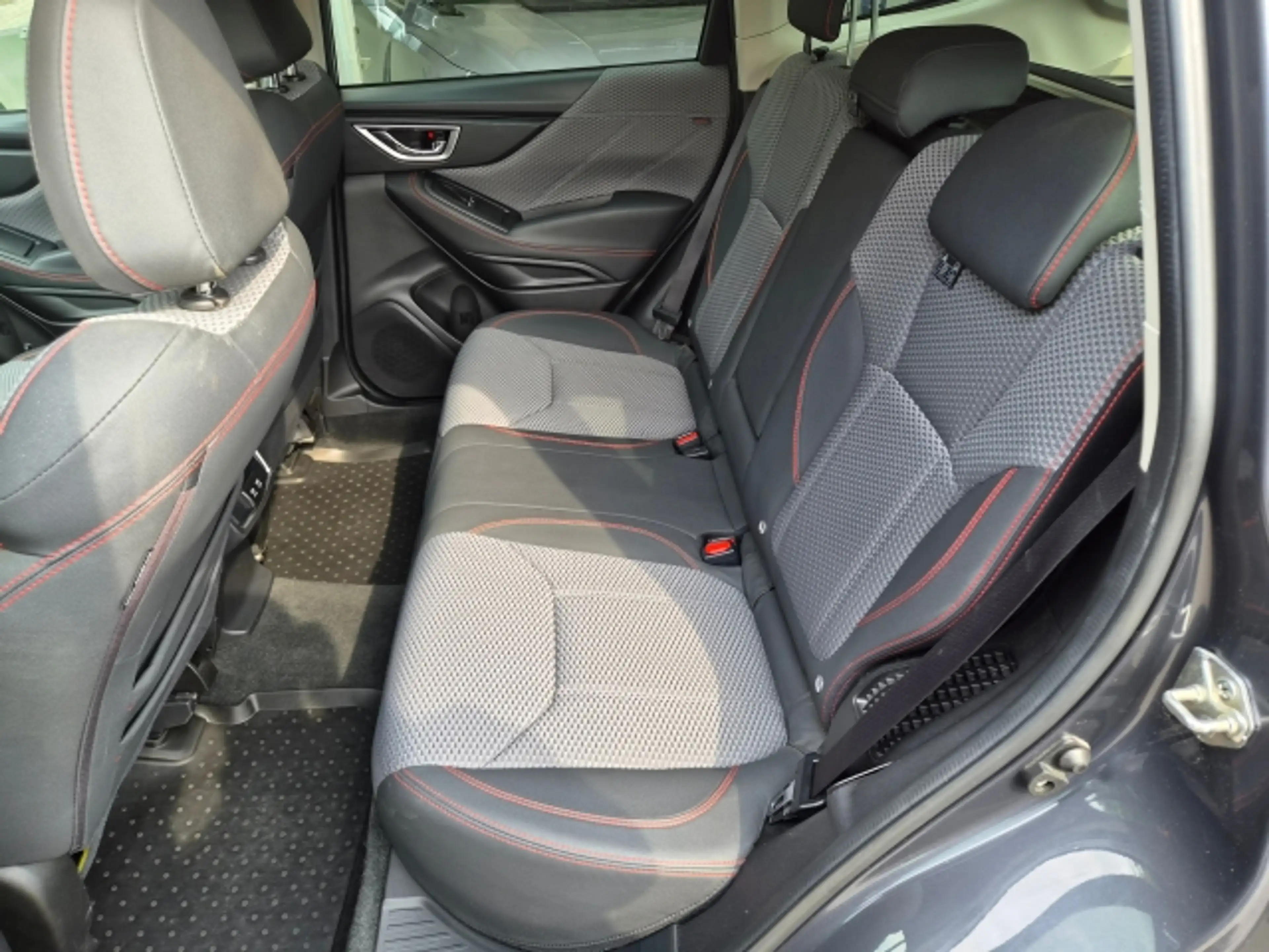Subaru Forester Forester Sport Edition 2,0e-Boxer AWD CVT — photo 11