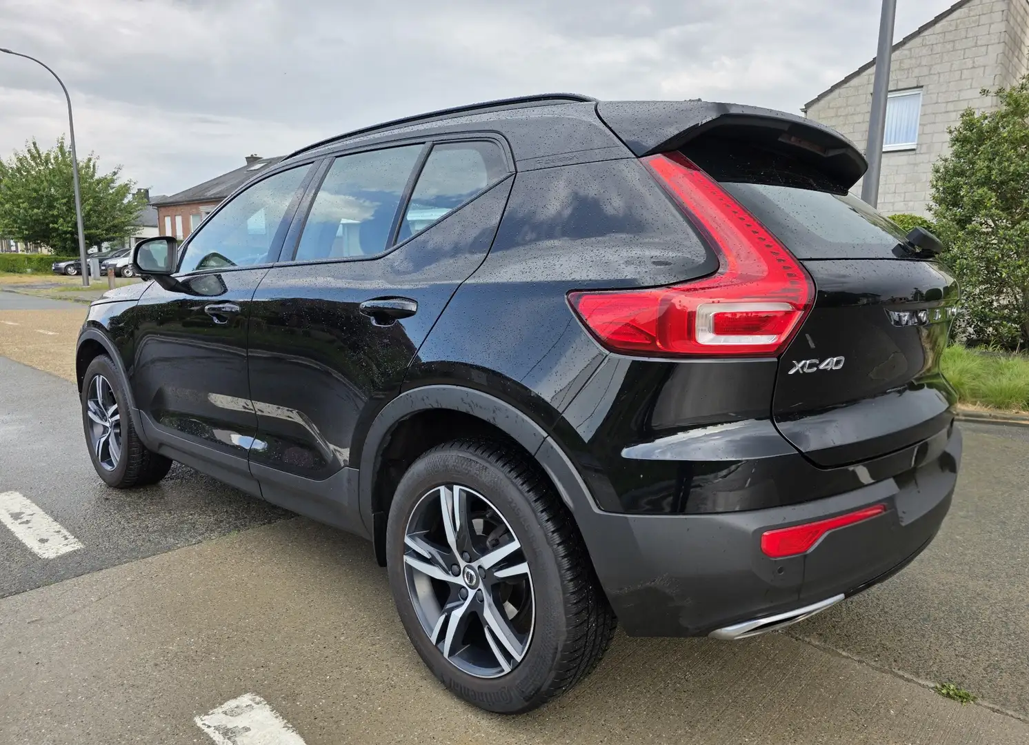 Volvo XC40 1.5 T3 R-Design Geartronic - 1