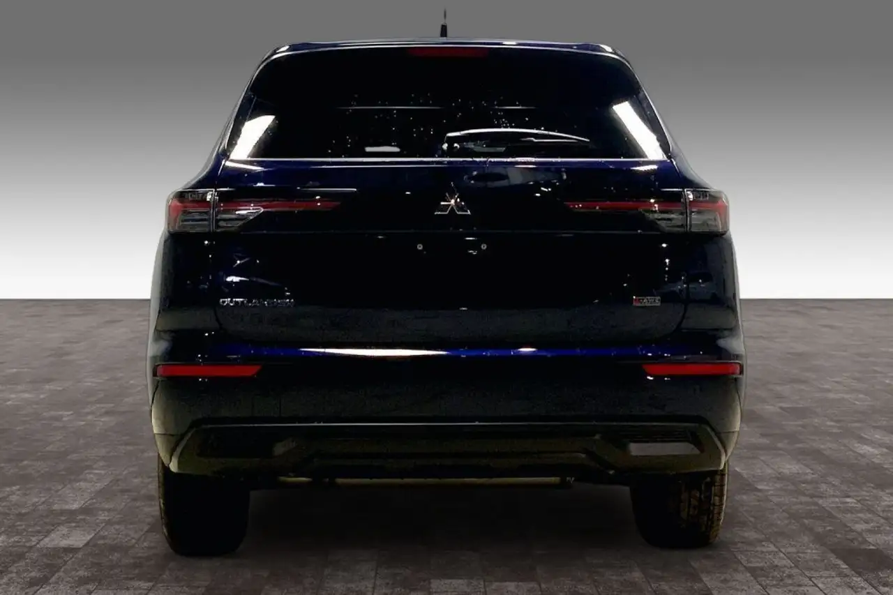 Mitsubishi Outlander снимка Mitsubishi Outlander