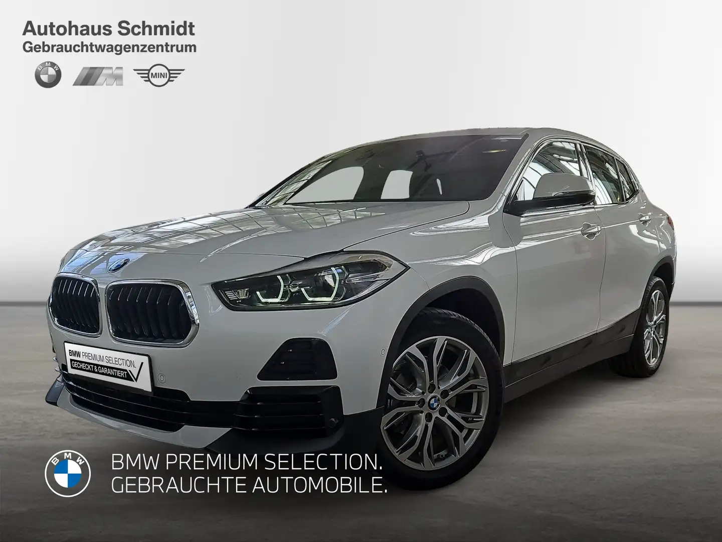 BMW X2 sDrive18i DAB LED RFK Navi Tempomat Shz PDC Weiß - 1