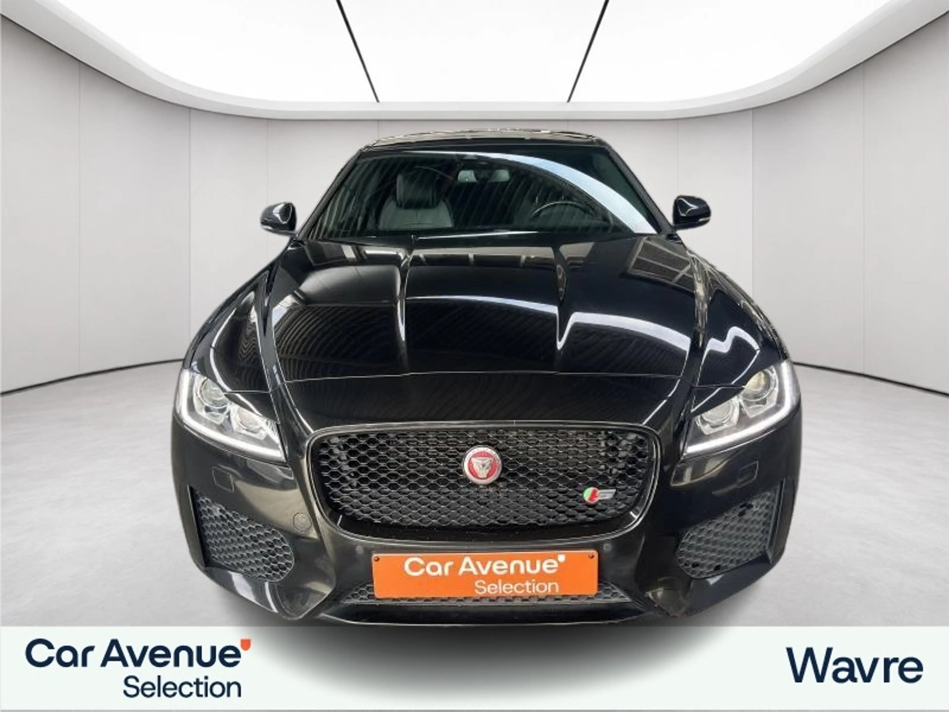 Jaguar XF 3.0 380 V6 A/TS — photo 3