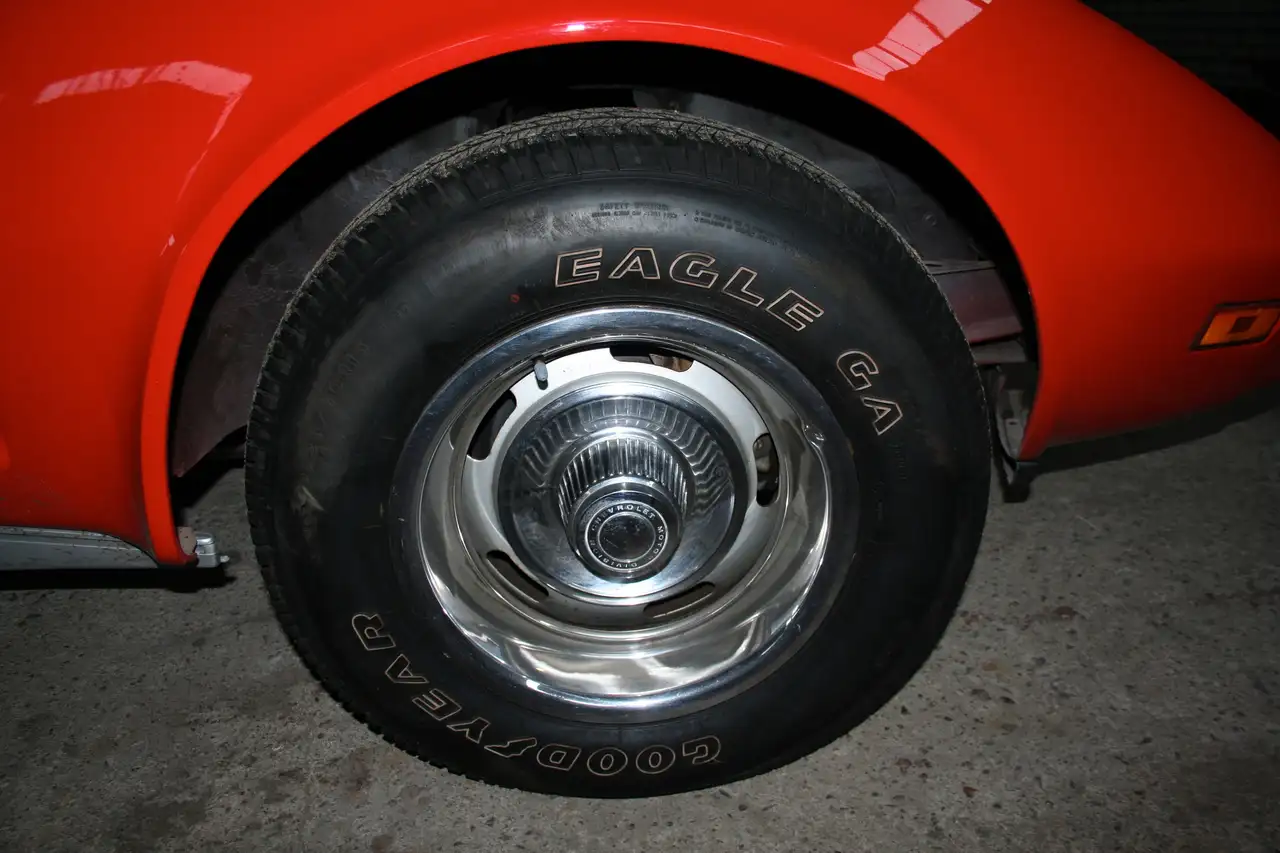 Chevrolet Corvette L82 (C3) met Targa dak - 1974 - automaat, foto 8