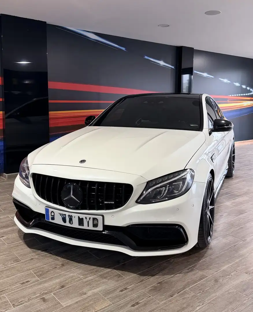 Mercedes-Benz C 63 AMG Estate S 7G Plus - 1