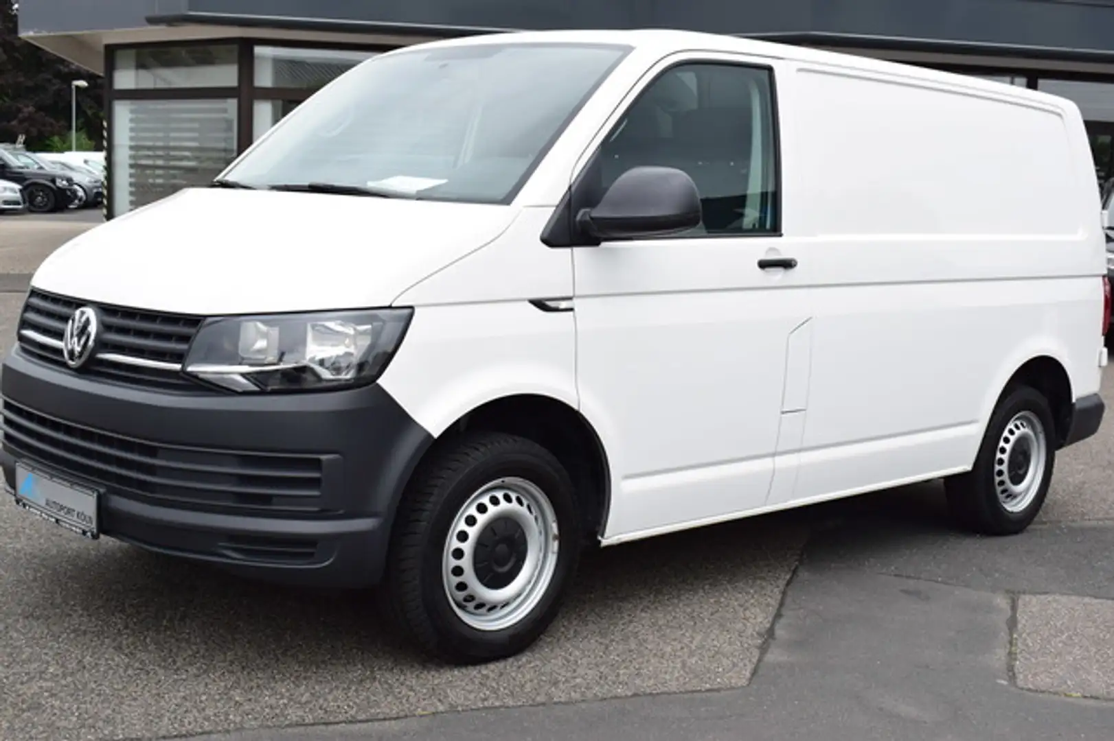 Volkswagen T6 Transporter *1.Hand*Navi*Klima*AHK*PDC* Weiß - 2