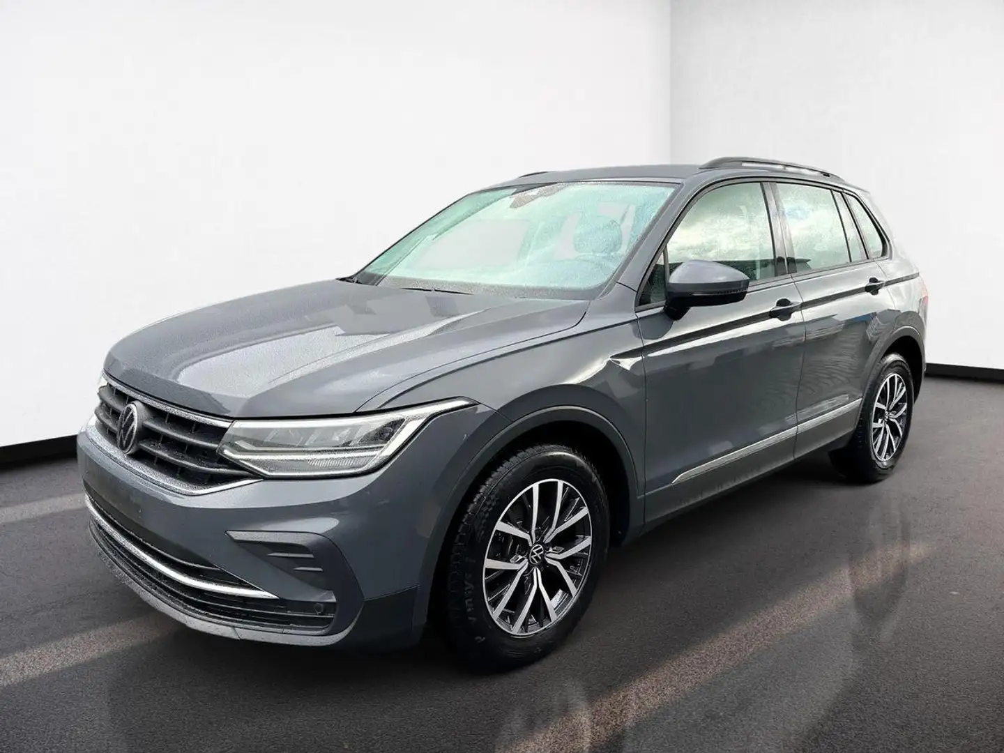 Volkswagen Tiguan TDI DSG Life Navi+ACC+ErgoActive+Massage+eHeckkl+W Grau - 2