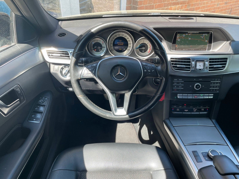Mercedes-Benz E 200 Avantgarde+AMG Navi+SHZ+MFL+LED 190PS — photo 3