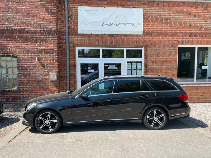 Mercedes-Benz E 200 Avantgarde+AMG Navi+SHZ+MFL+LED 190PS — photo 4