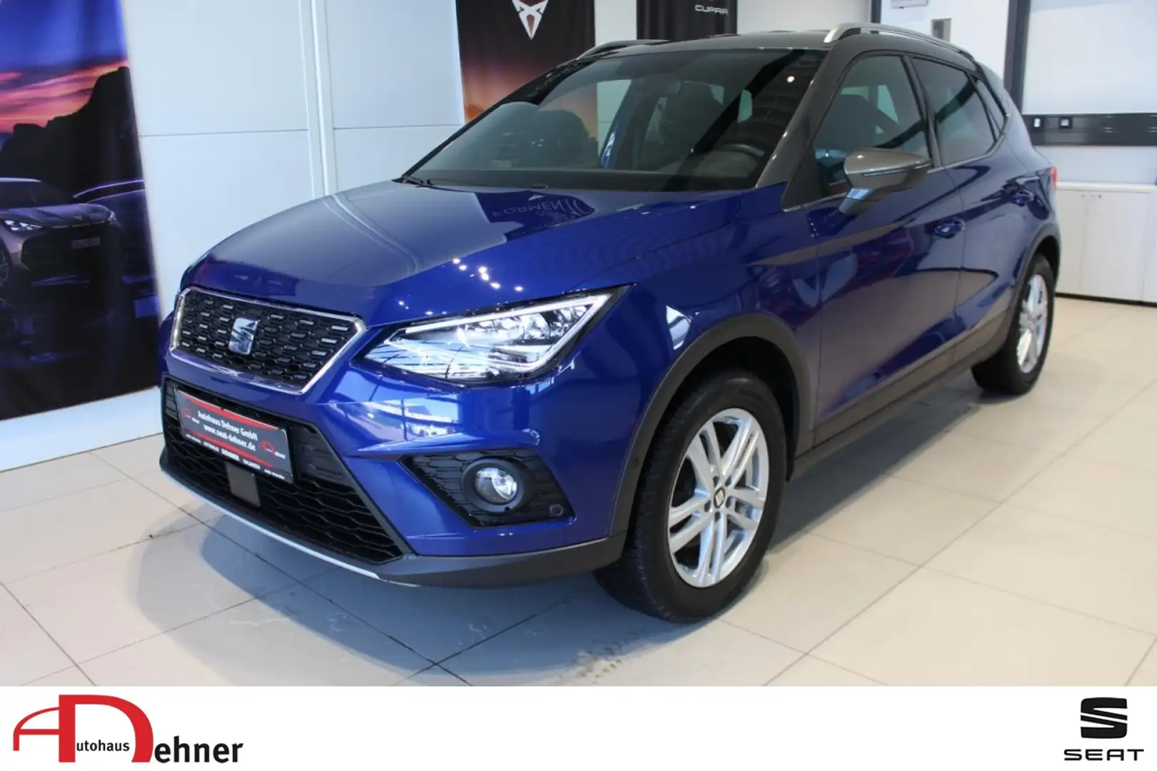 SEAT Arona 1.0 TSI Xcellence LED/NAVI/PDC/USB/KEYLESS Klima Blauw - 1