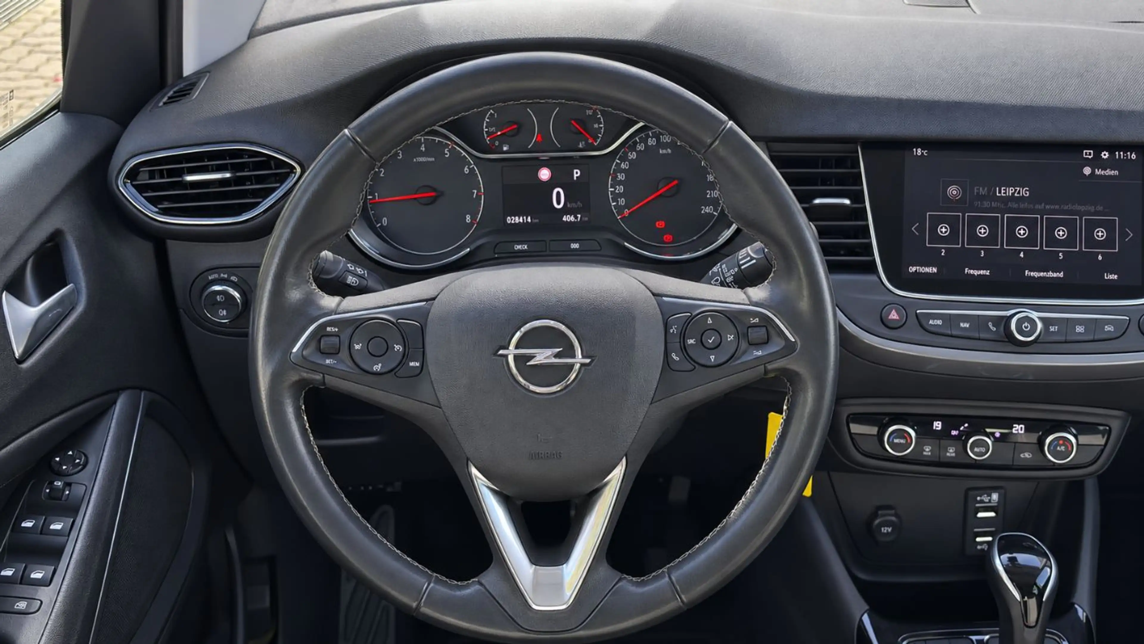 Opel Crossland 1.2 Turbo Elegance Paket LED+Navi+Kam. — photo 15