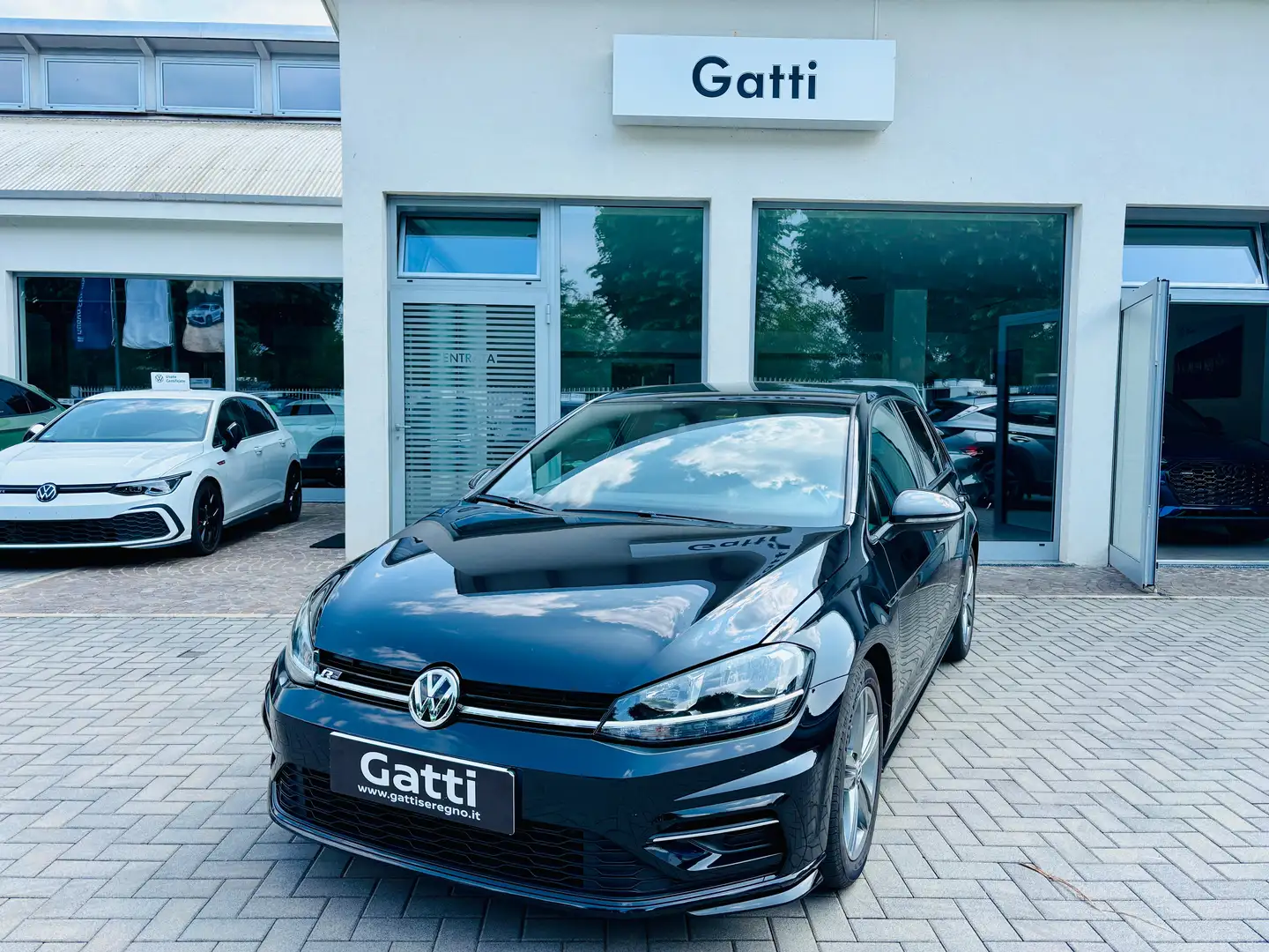 Volkswagen Golf Golf 5p 1.6 tdi Sport 115cv dsg Nero - 1