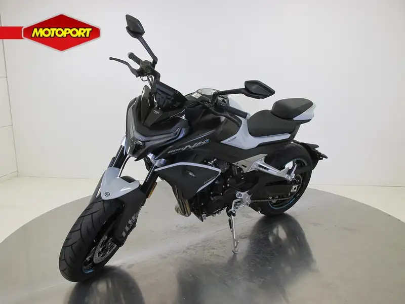 CFMOTO 800 NK - foto 3