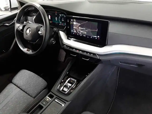 Skoda Octavia view 9