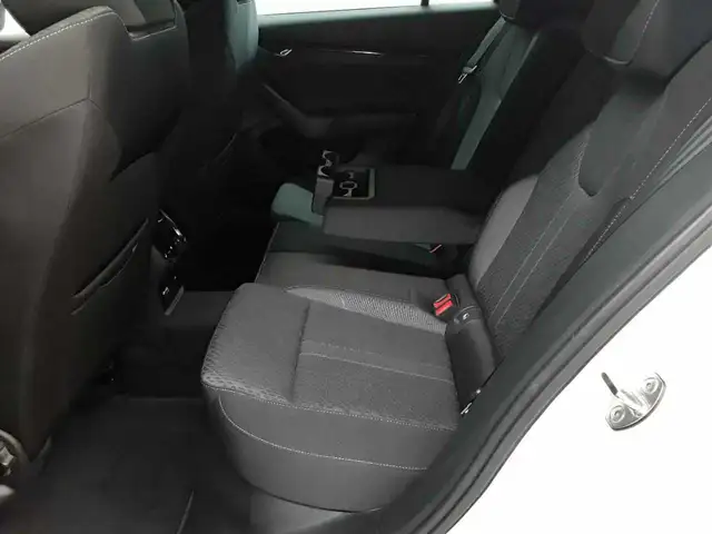 Skoda Octavia view 13