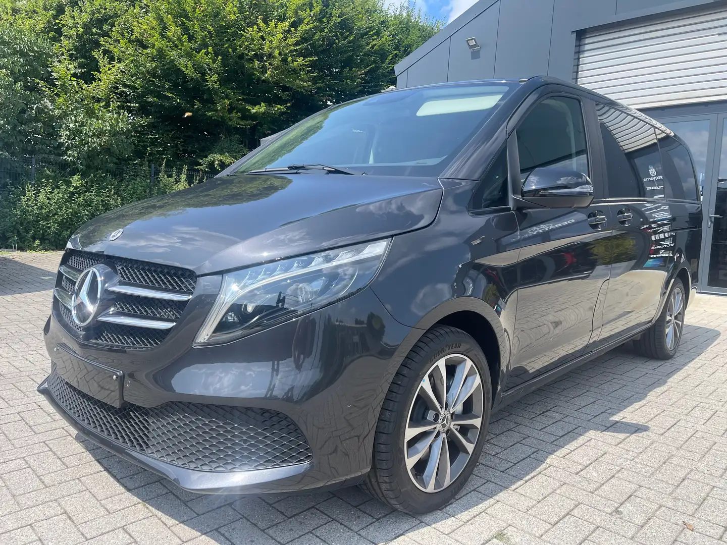 Mercedes-Benz V 300 Avantgarde  5 PLACE UTILITAIRE Schwarz - 1
