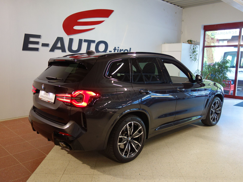 BMW X3 xDrive 20d Aut. *INDIVIDUAL M-PAKET*HUD*AHK*LASER — photo 7