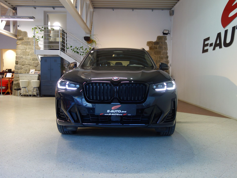 BMW X3 xDrive 20d Aut. *INDIVIDUAL M-PAKET*HUD*AHK*LASER — photo 3