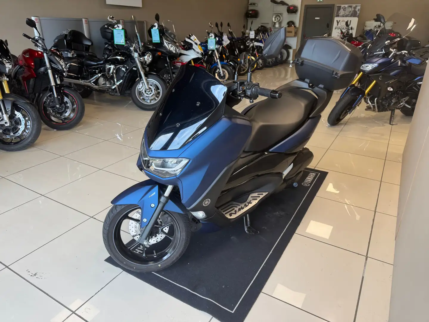 Yamaha NMAX Bleu - 2