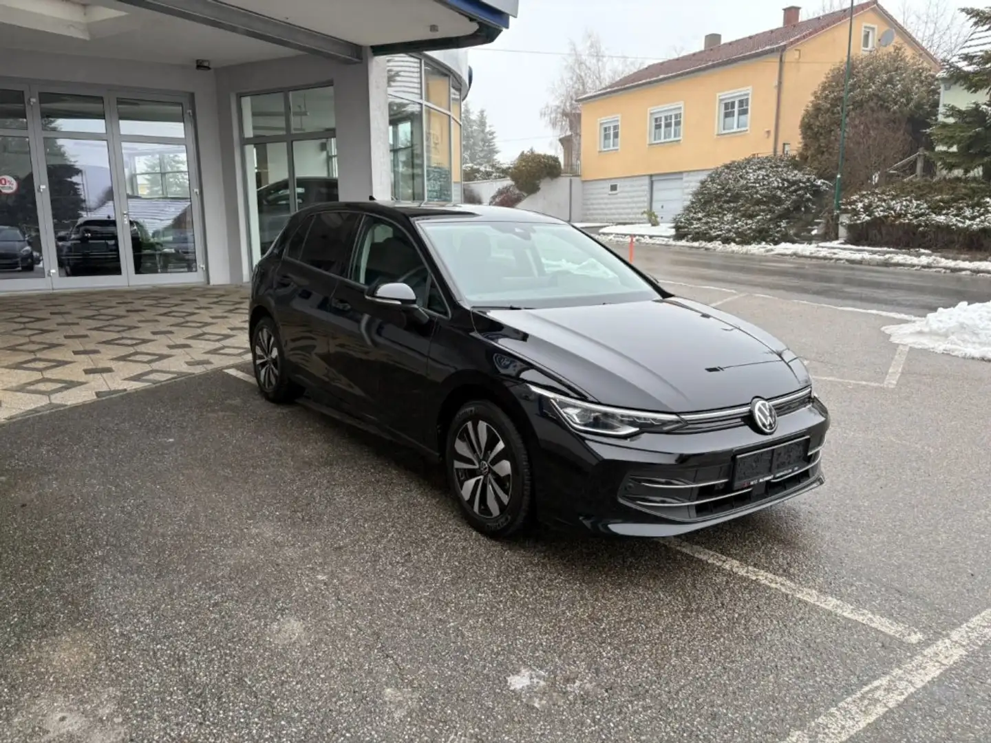 Volkswagen Golf Life 1.5 TSI Schwarz - 2