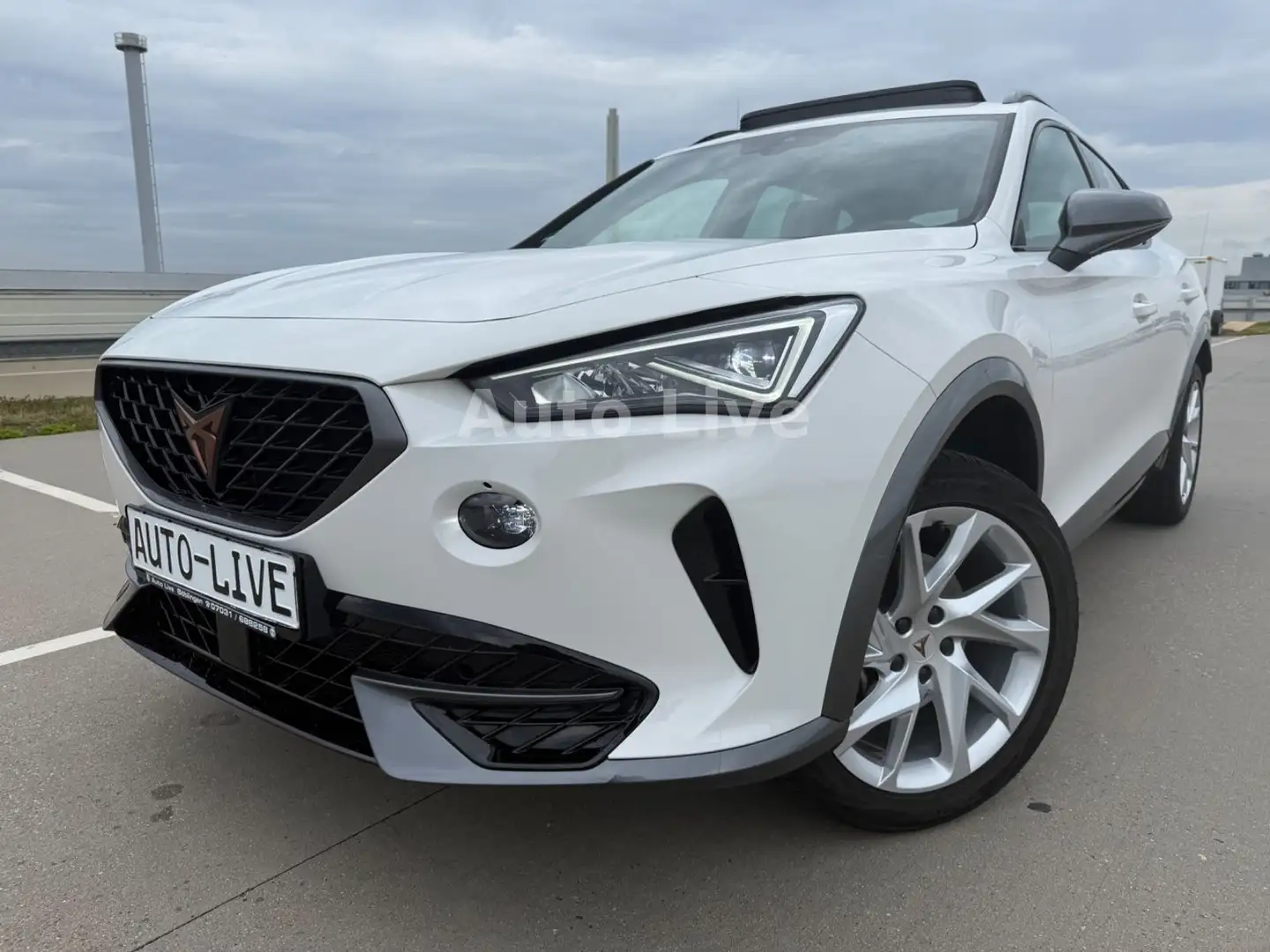 CUPRA Formentor 1.5 TSI*AUTO*VIRTU*NAVI*LED*KAMERA* Blanco - 1