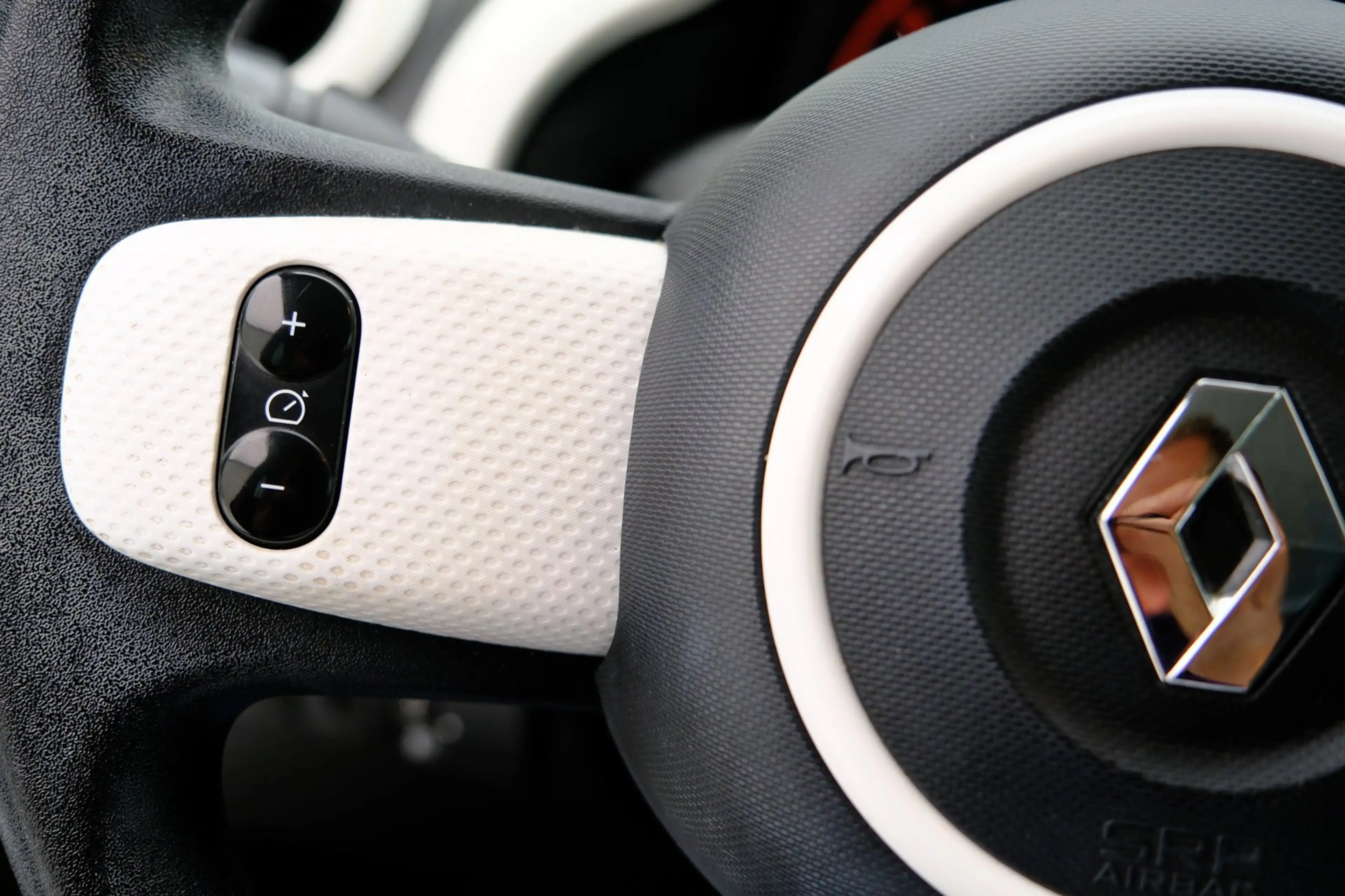 Renault Twingo 1.0 SCe Expression Airco — photo 15