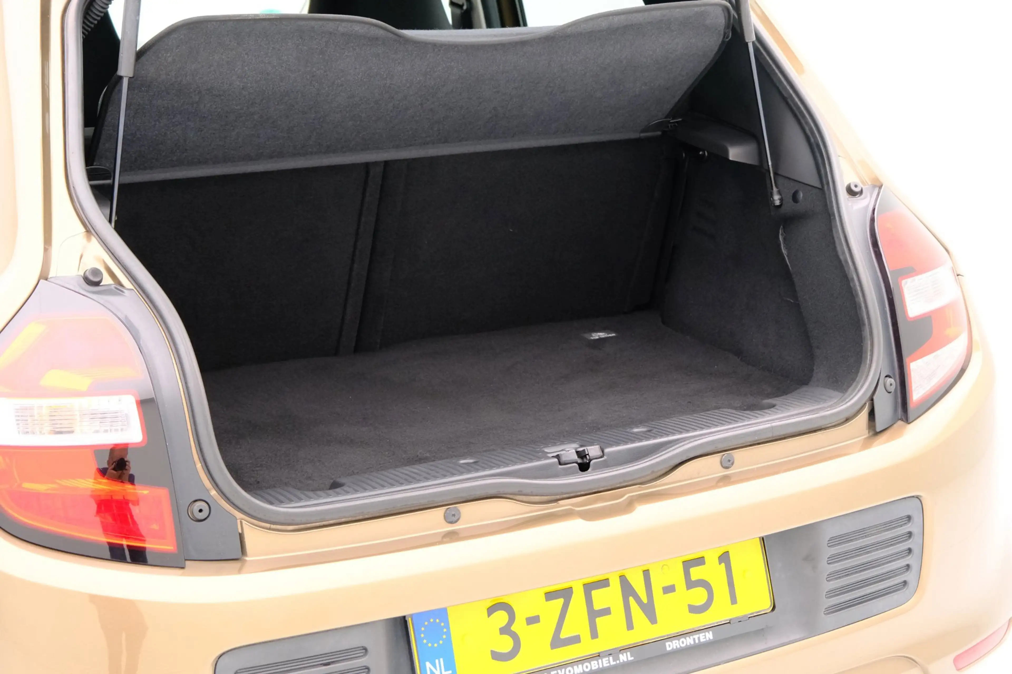 Renault Twingo 1.0 SCe Expression Airco — photo 11