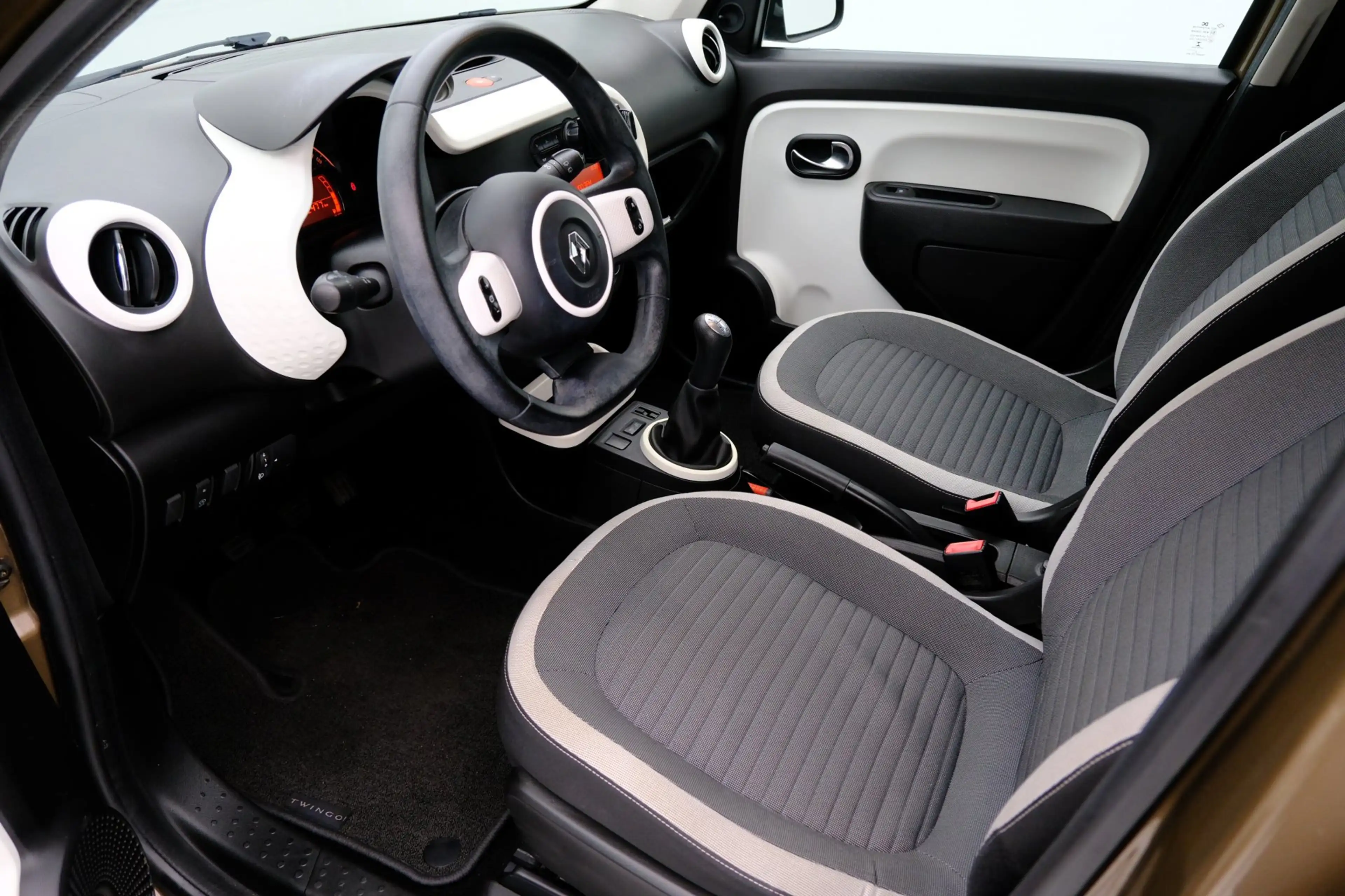 Renault Twingo 1.0 SCe Expression Airco — photo 2