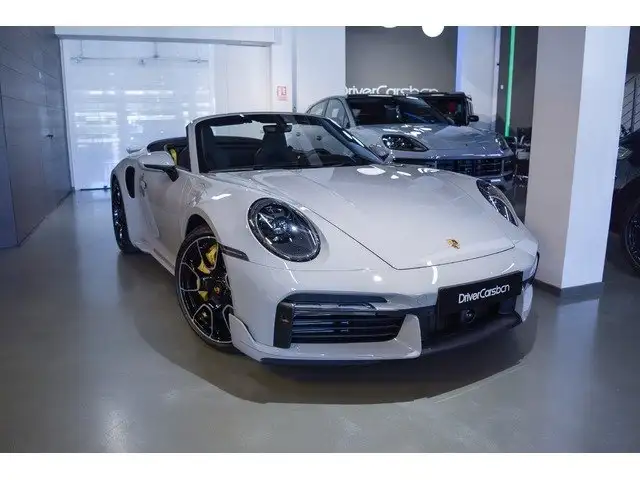 Porsche 992